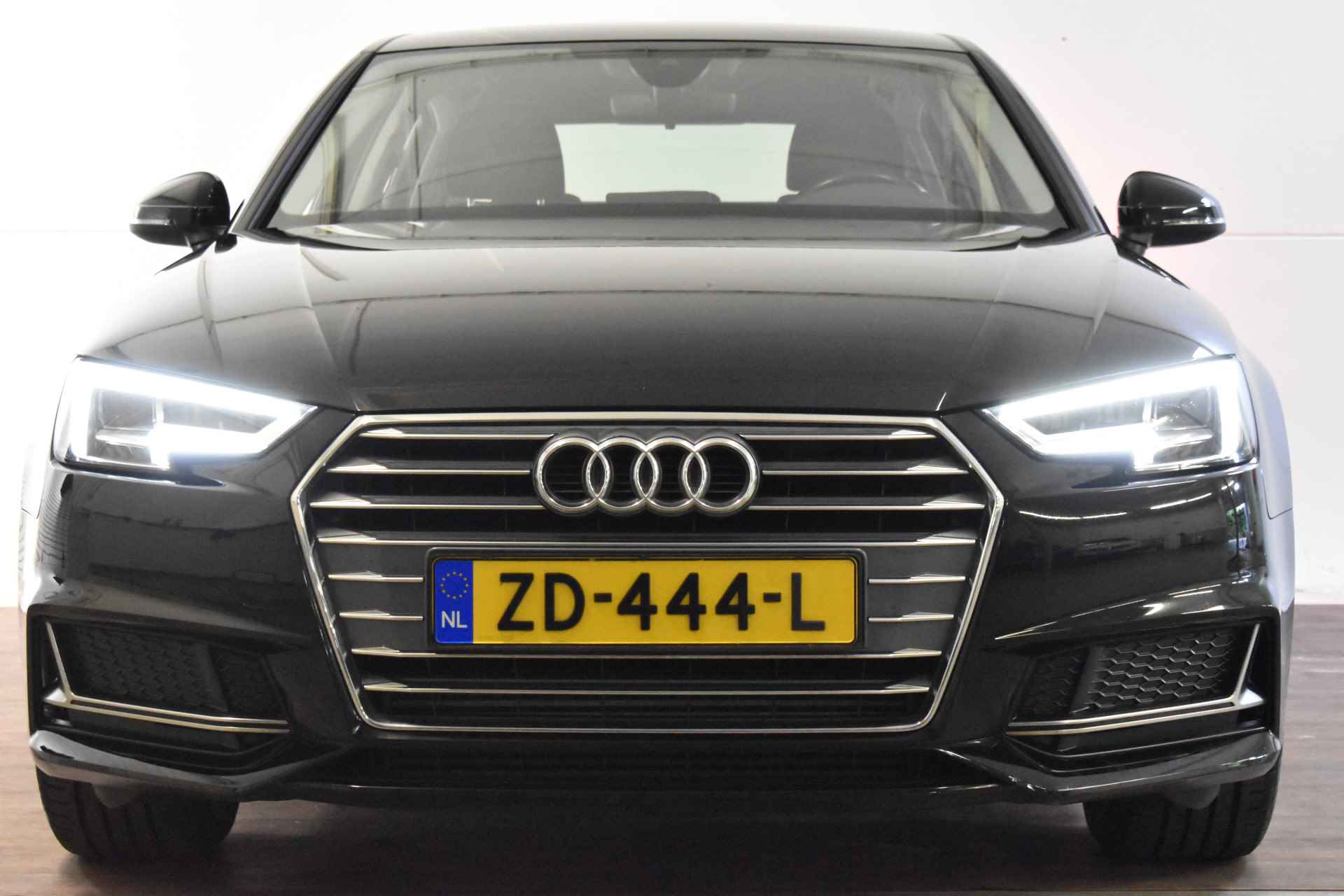 Audi A4 Limousine 35 TFSI 2.0 150PK S TRONIC SPORT EDITION NAVI/PDC/LED - 6/34