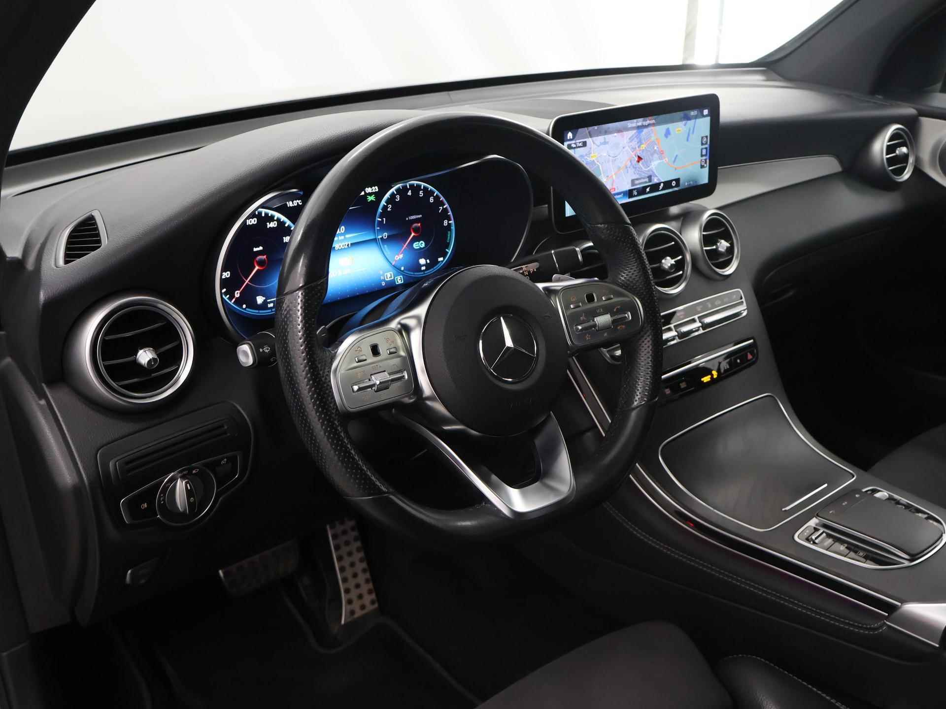 Mercedes-Benz GLC-klasse 300e 4MATIC Premium Plus | Adaptieve Cruise Control | Luchtvering | Camera | Sportstoelen | Climate Control | Interieur Verlichting | Ele. verstelbare stoelen + Geheugen | Panoramadak | - 8/57