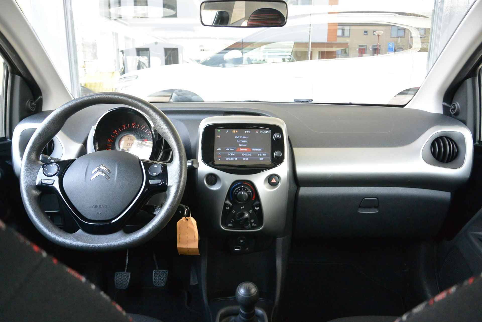 Citroën C1 VTi 68pk Airscape Feel │ 7" touchscreen │ Airconditioning │ All season banden - 4/52