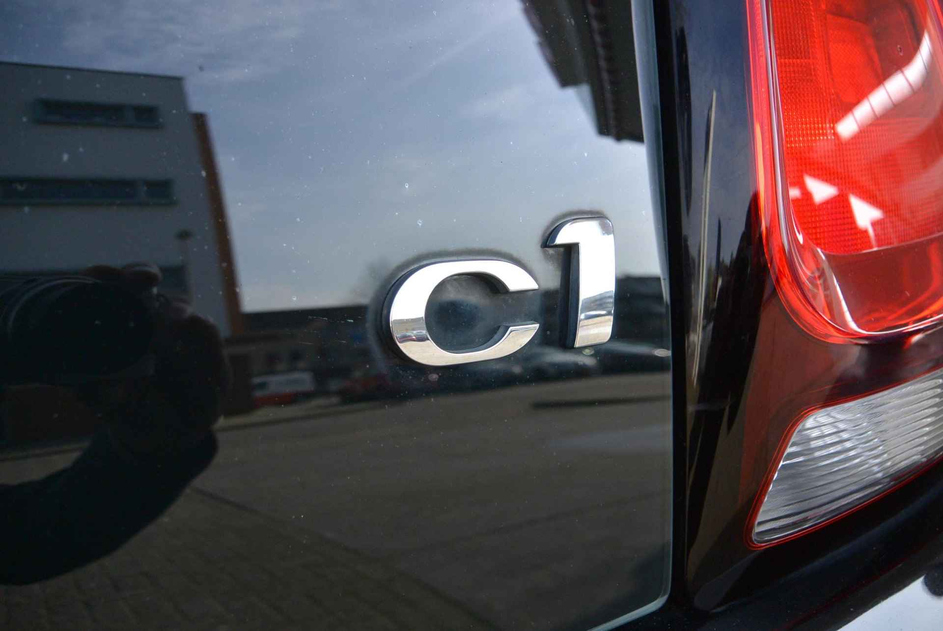 Citroën C1 VTi 68pk Airscape Feel │ 7" touchscreen │ Airconditioning │ All season banden - 23/52