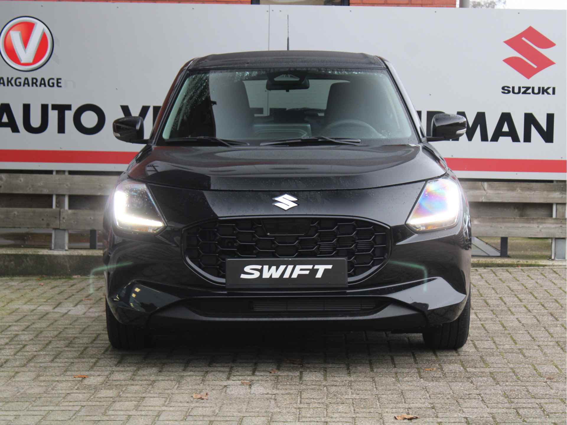 Suzuki Swift 1.2 Style Smart Hybrid Adaptieve Cruise Control, Navigatie, Parkeersensoren, Achteruitrijcamera, Stoelverwarming - 11/37