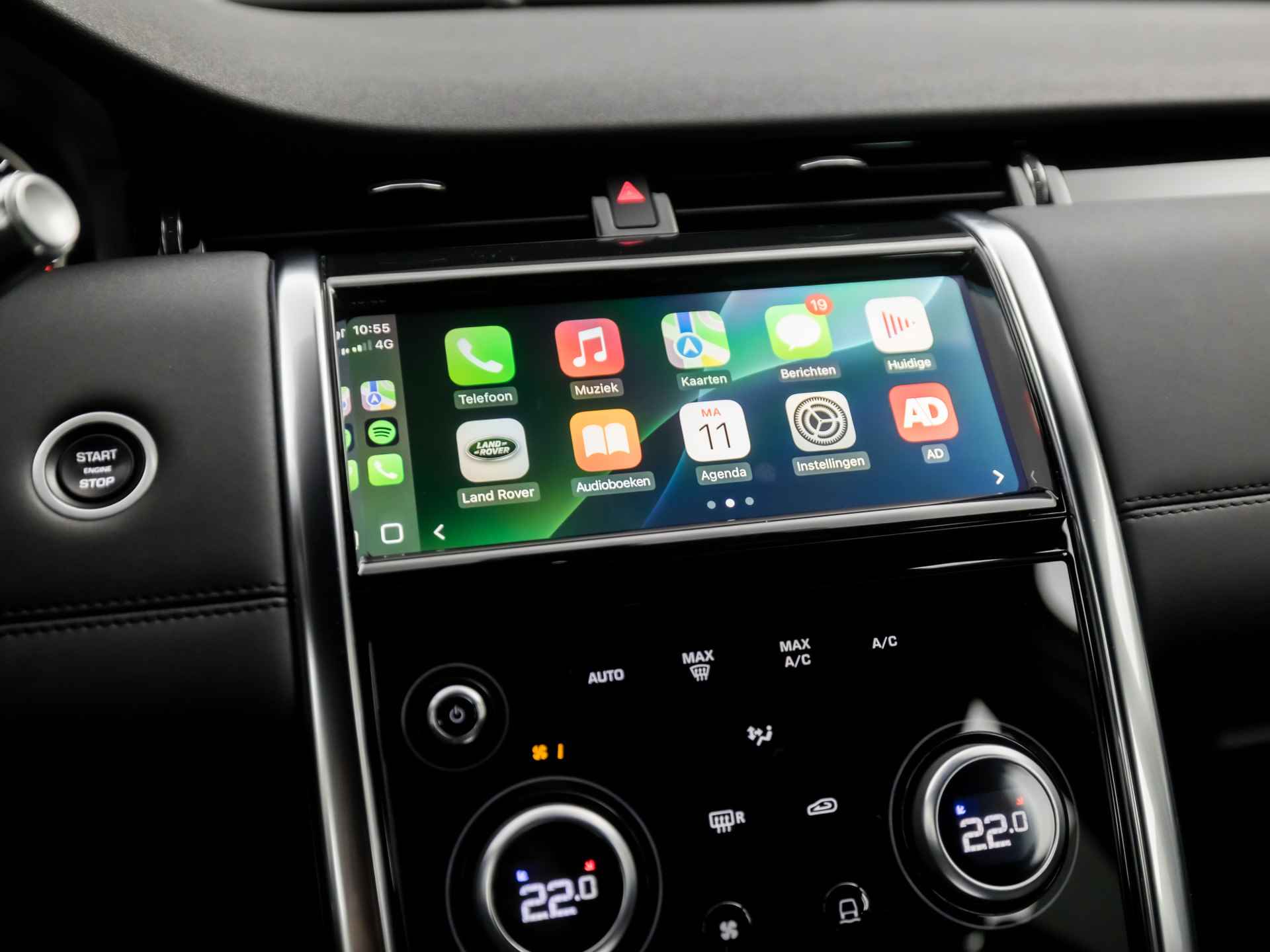 Land Rover Discovery Sport P300e 1.5 309Pk Automaat (APPLE CARPLAY, GROOT NAVI, CAMERA, TREKHAAK, LEDER, ELEK SPORTSTOELEN, CRUISE, LANE ASSIST, NIEUWE APK, NIEUWSTAAT) - 8/38