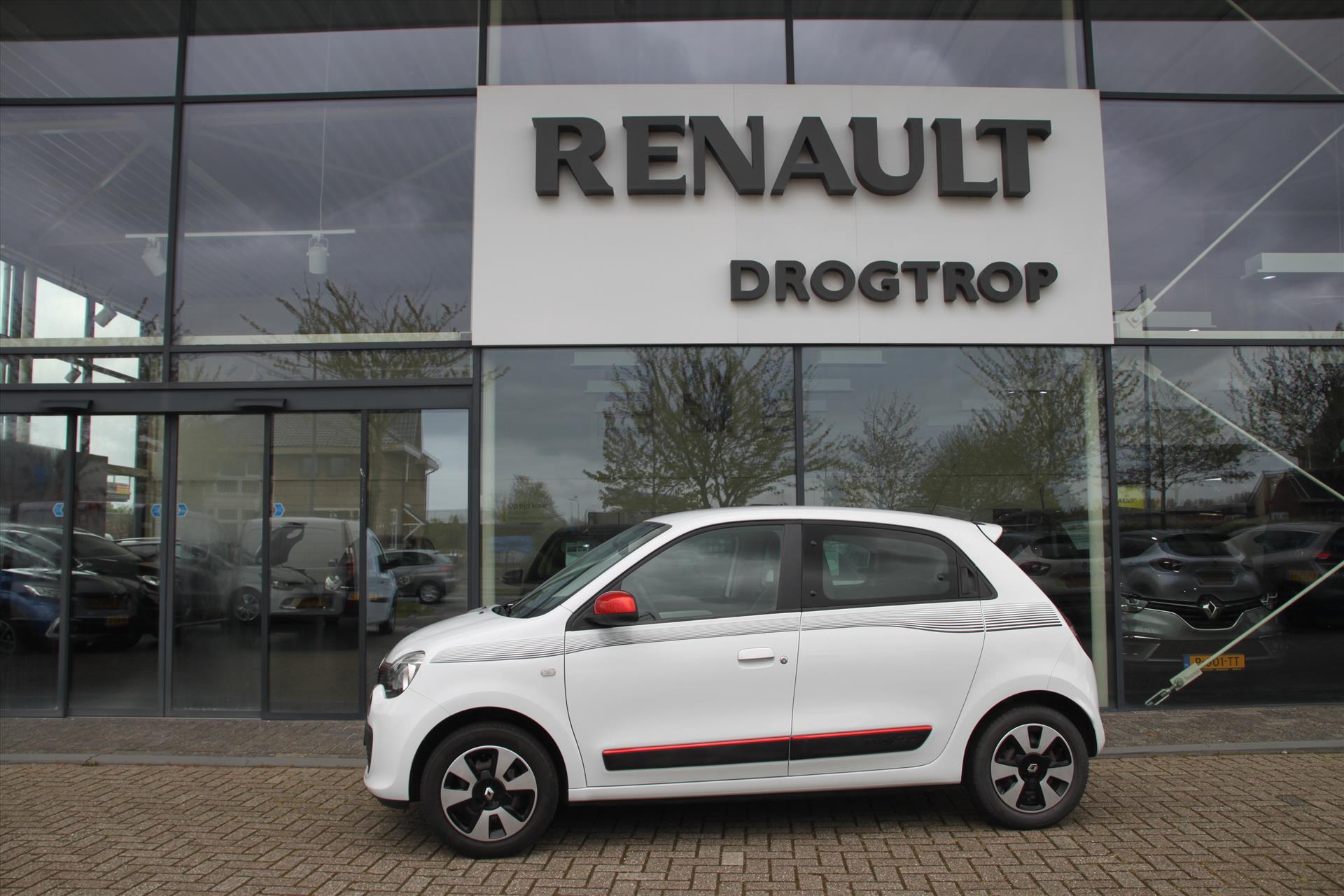 RENAULT Twingo 70PK-COLLECTION-48DKM-AIRCO-CRUISE-BLUETOOTH-