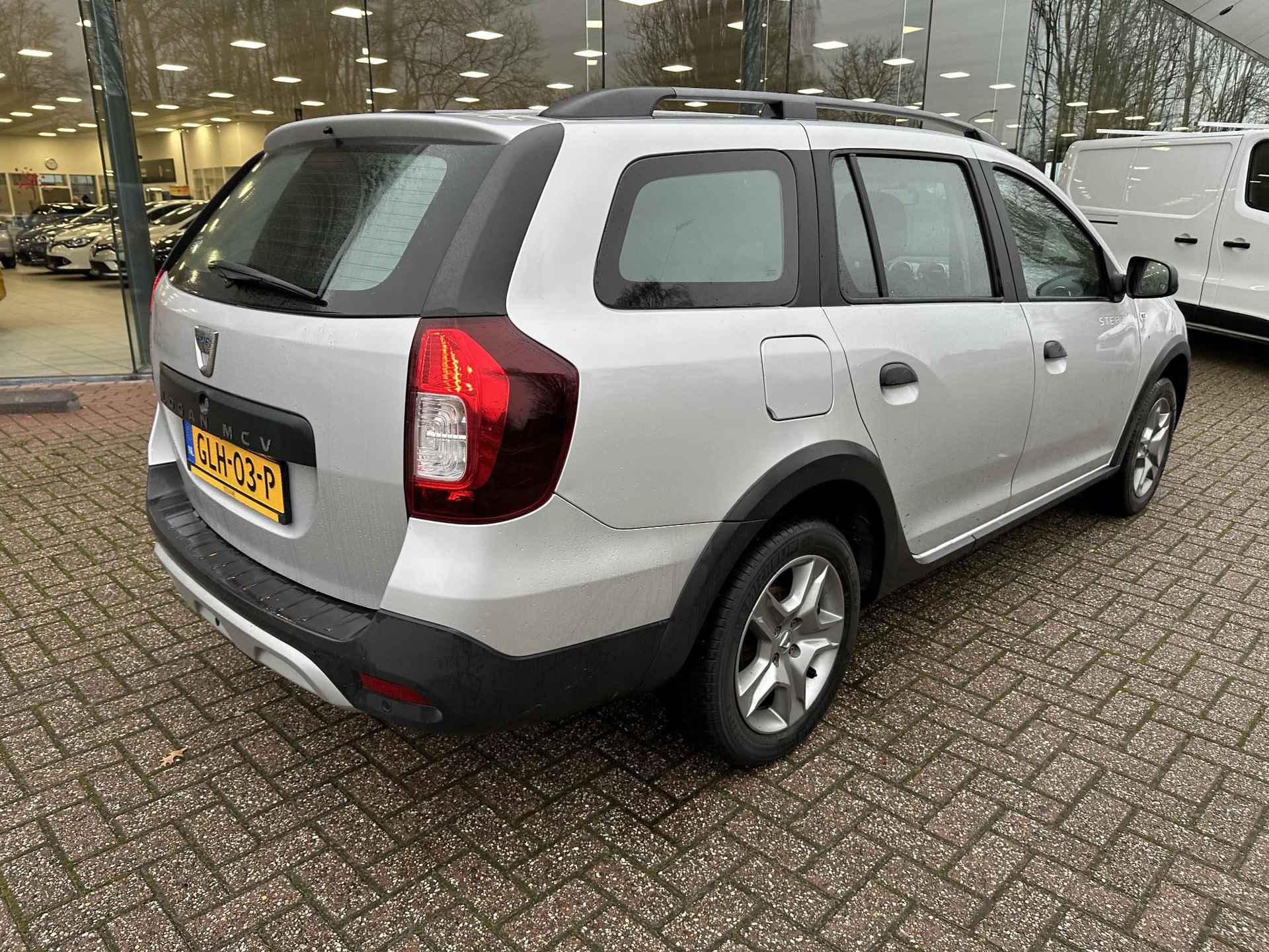 Dacia Logan MCV 0.9 TCe 90 Stepway | DAB+ | Navi | Airco | Leder | Cruise | PDC + Camera - 3/23