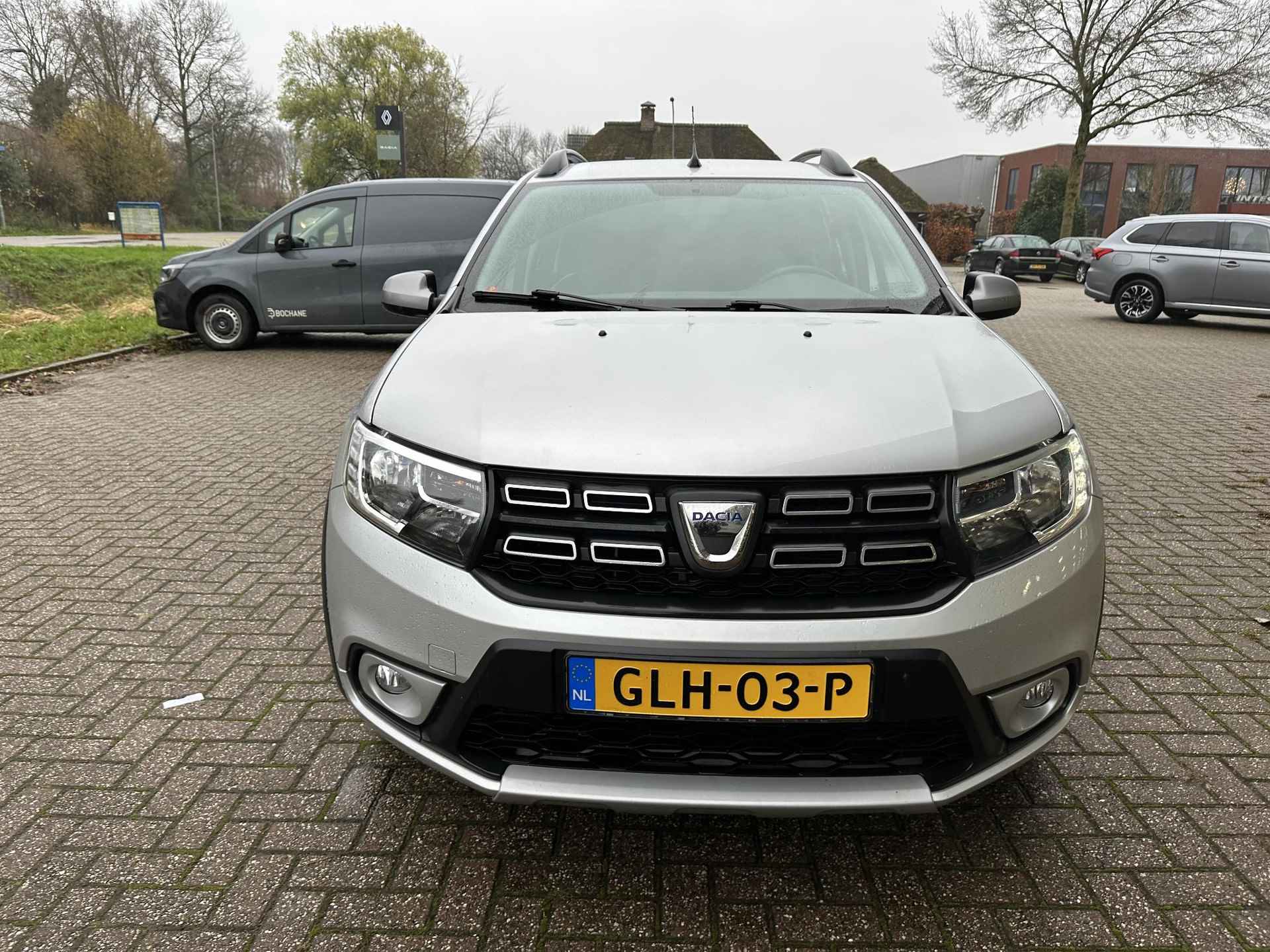 Dacia Logan MCV 0.9 TCe 90 Stepway | DAB+ | Navi | Airco | Leder | Cruise | PDC + Camera - 4/23