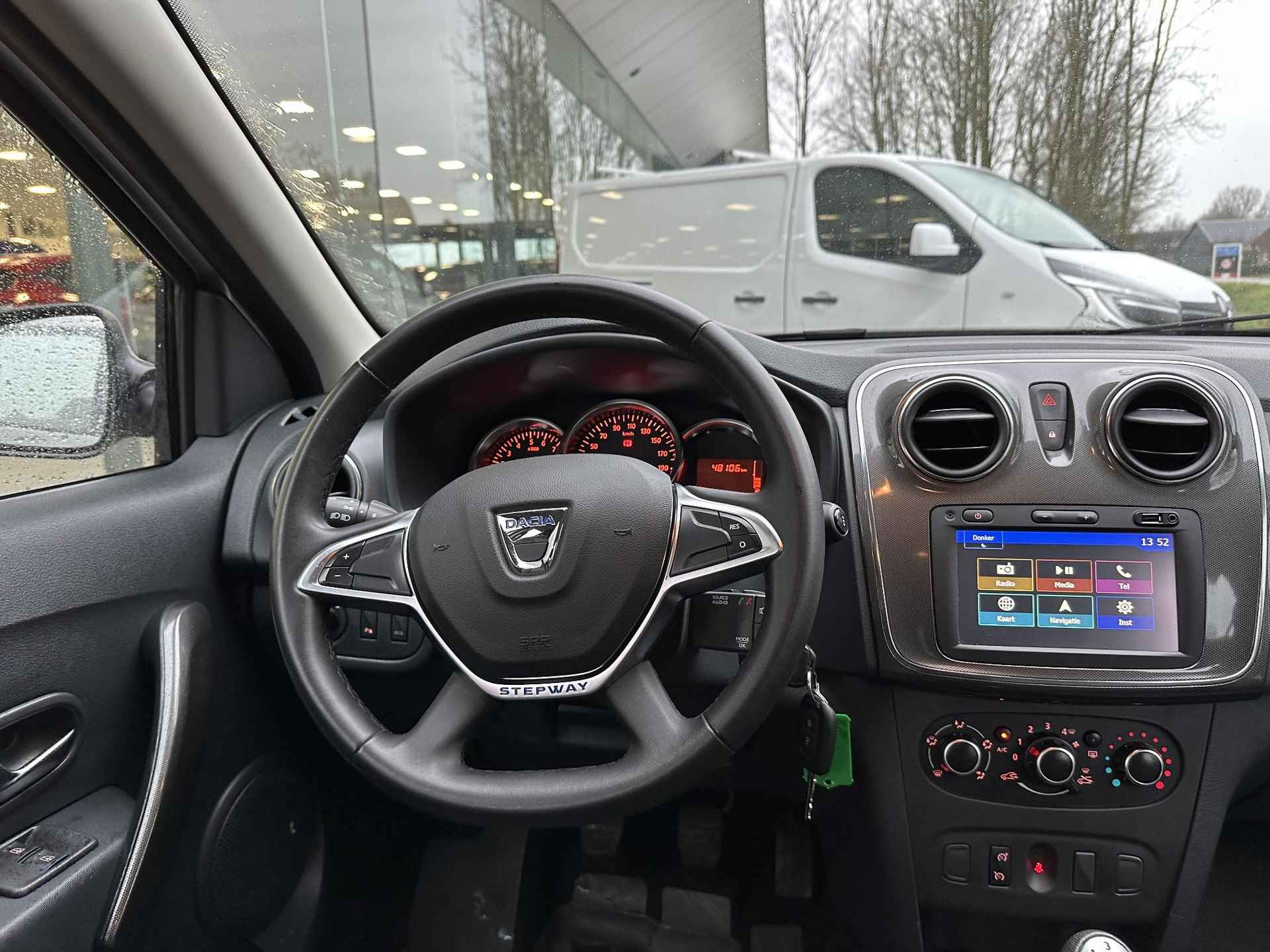 Dacia Logan MCV 0.9 TCe 90 Stepway | DAB+ | Navi | Airco | Leder | Cruise | PDC + Camera - 13/23