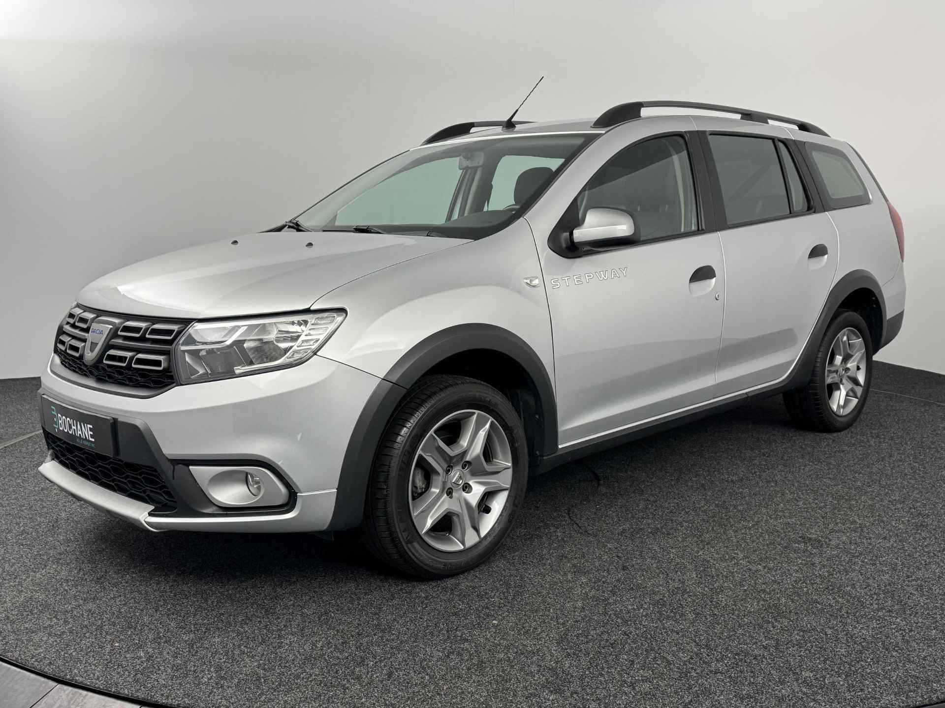 Dacia Logan MCV 0.9 TCe 90 Stepway | Navigatie | Achteruitrijcamera | Leder | Stoelverwarming - 3/44