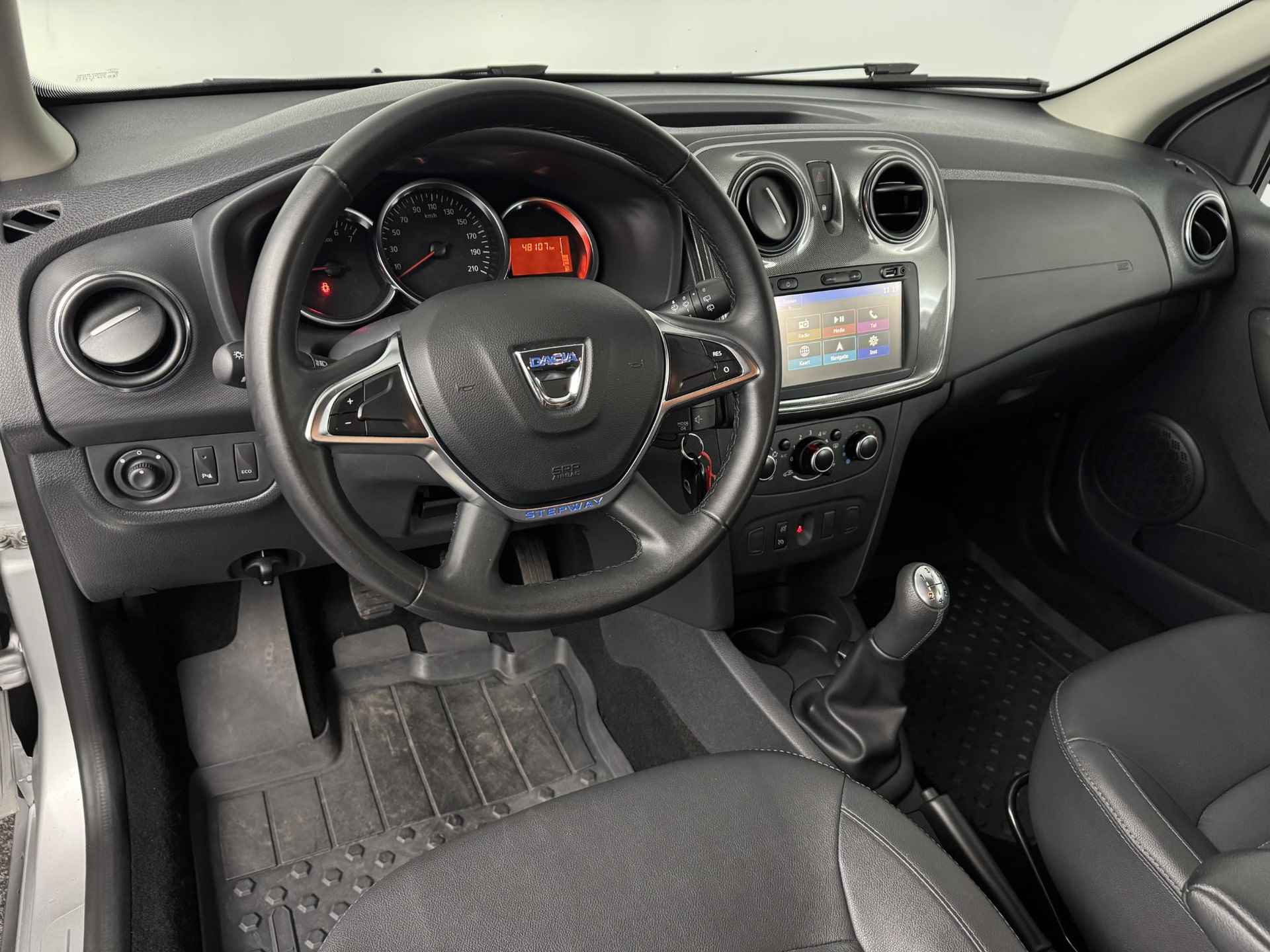 Dacia Logan MCV 0.9 TCe 90 Stepway | Navigatie | Achteruitrijcamera | Leder | Stoelverwarming - 20/44