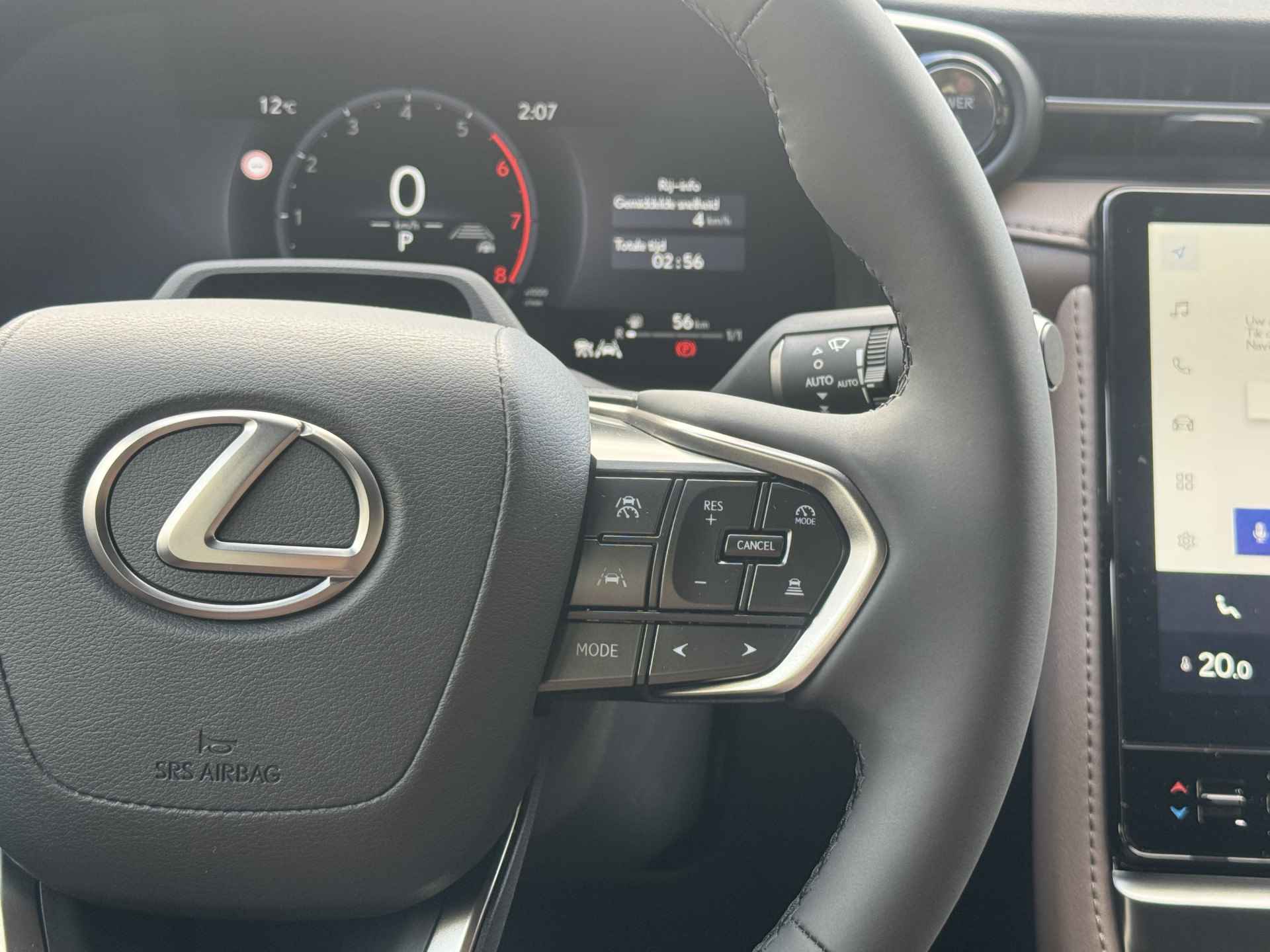 Lexus LBX Business Line Pro 2WD Dodehoekdetectie, Beige leer, Elektrische achterklep , All-in Rijklaarprijs - 22/41