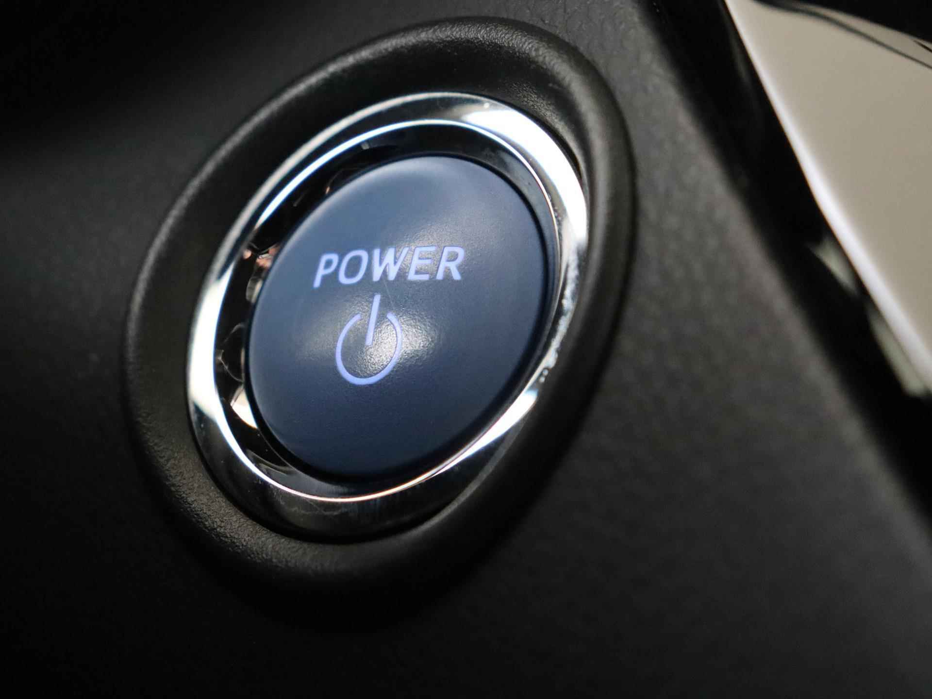 Toyota C-HR 1.8 Hybrid Active | Camera | PDC | Adaptieve Cruise Control | Full-Map Navigatie | Climate Control | 17" LMV | Licht- en regensensor - 20/26