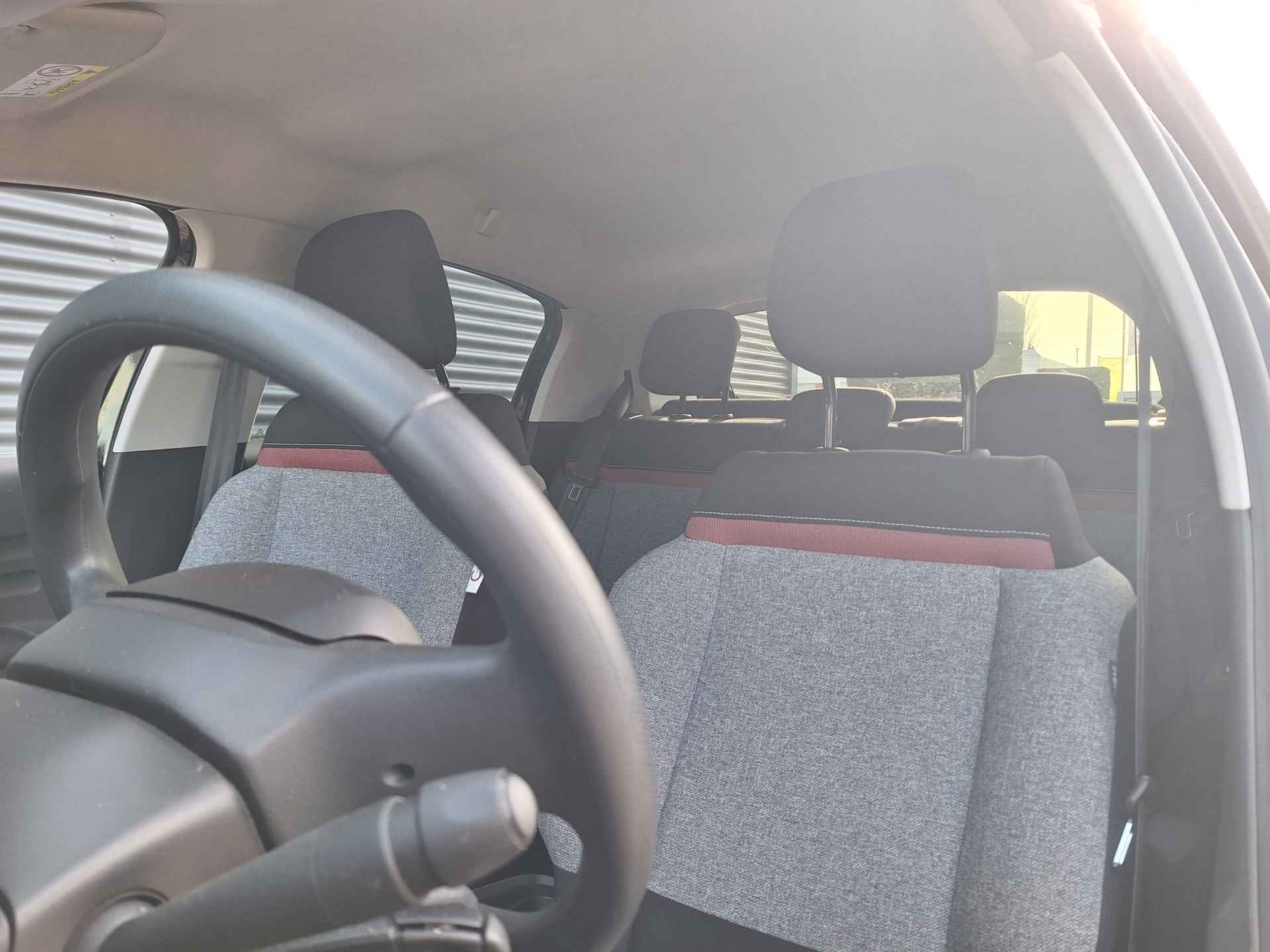 Citroën C3 1.2 PureTech C-Series | Navigatie | Climate Control | Cruise Control | Parkeersensoren | Apple Carplay en Android Auto | Mooie Lage Kilometerstand | - 38/46