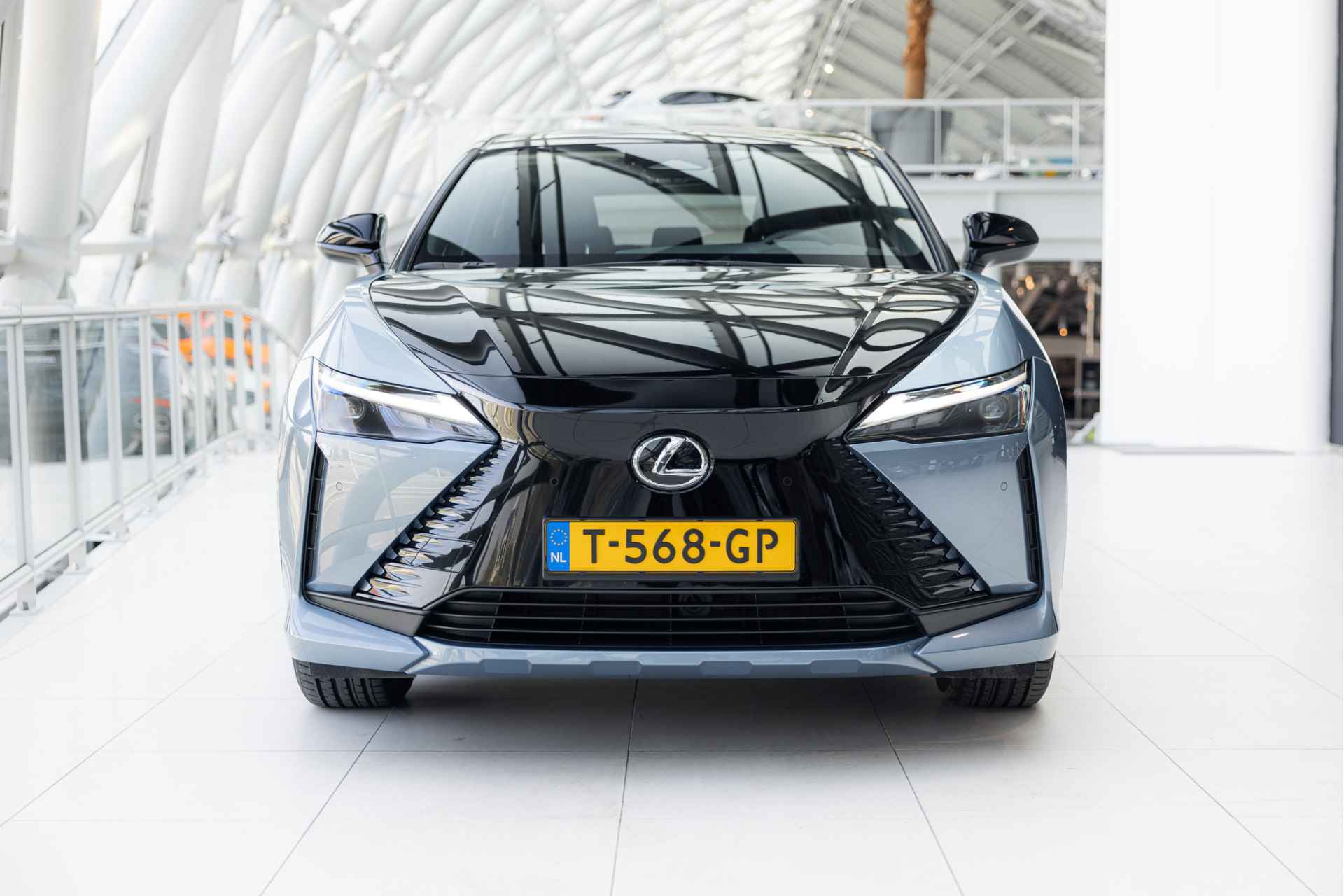 Lexus RZ 450e Executive Line 71 kWh | Carplay | Stoelverwarming | Panoramadak | - 25/64