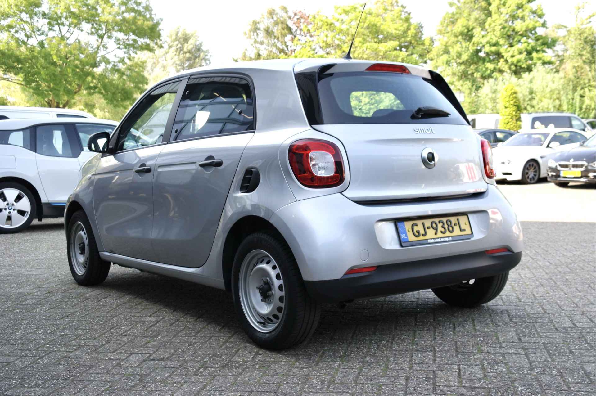 Smart Forfour 1.0 Pure | NL-Auto | Cruise | Airco | Lage KM - 16/29