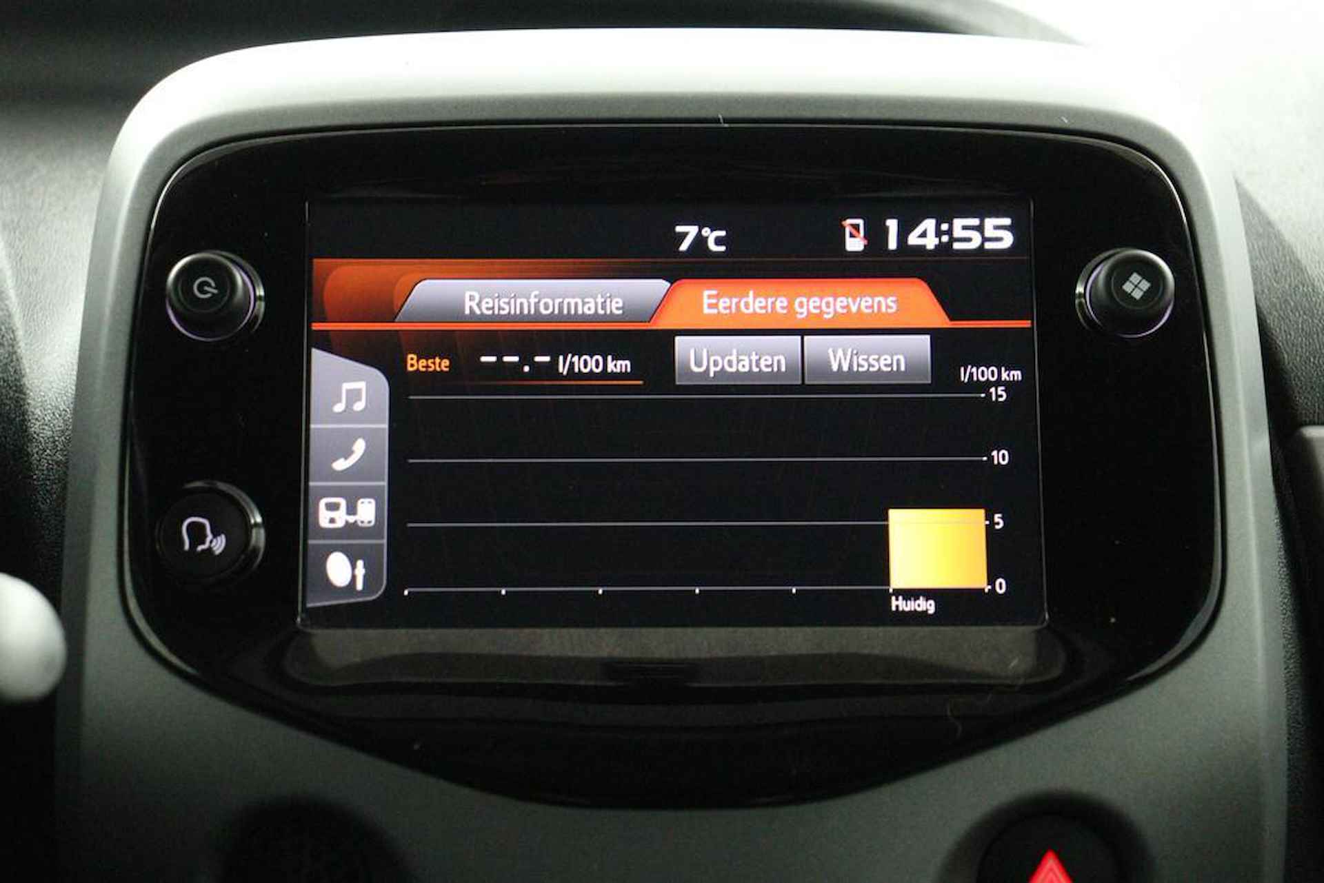 Toyota Aygo 1.0 VVT-i x-joy | Apple Carplay/Android Auto | Climate-Control | Parkeercamera | Lichtmetalen-Velgen | - 42/46