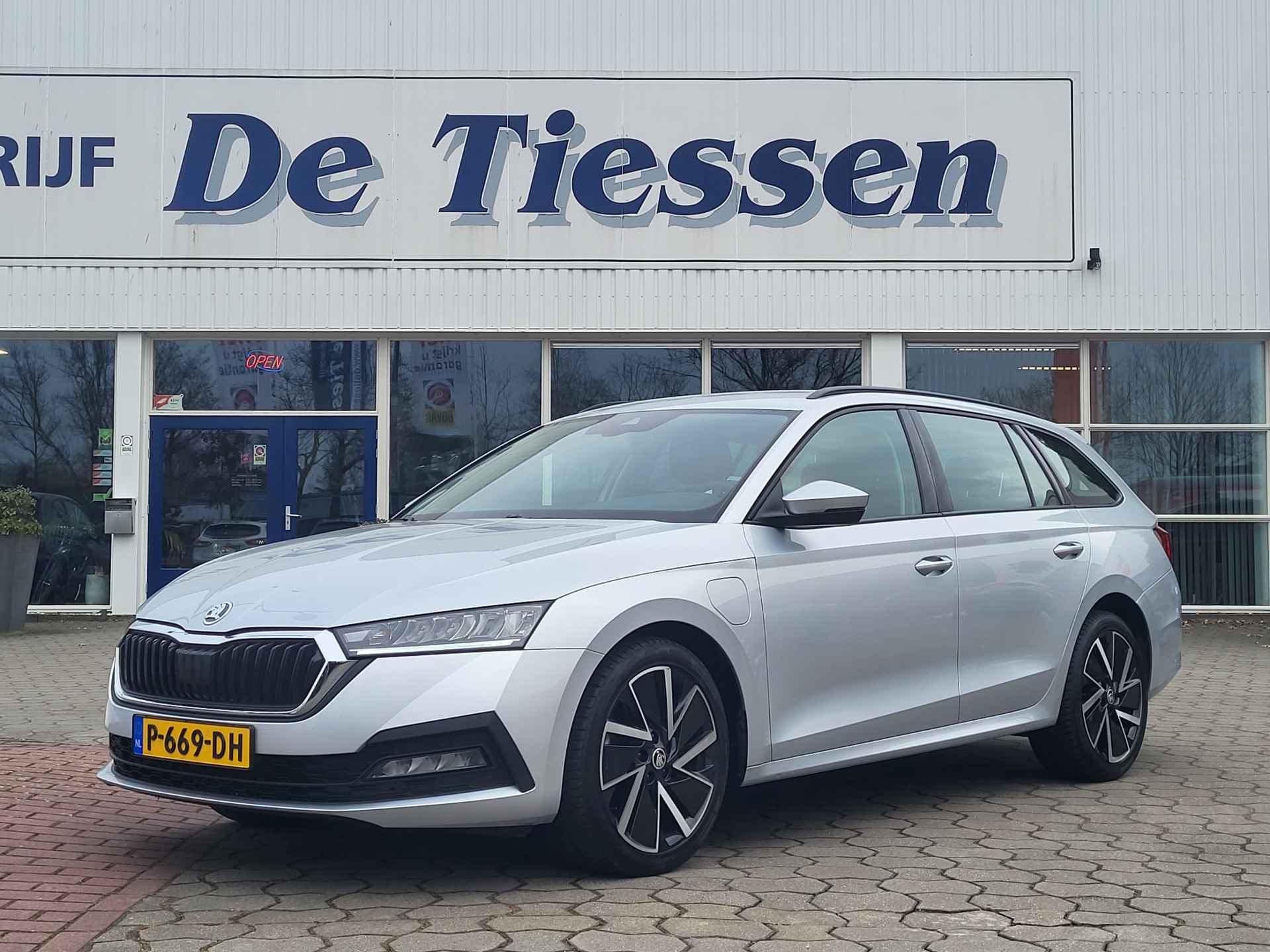 Škoda Octavia Combi 1.4 TSI iV PHEV Business Edition Plus, Rijklaar met beurt & garantie! - 2/37