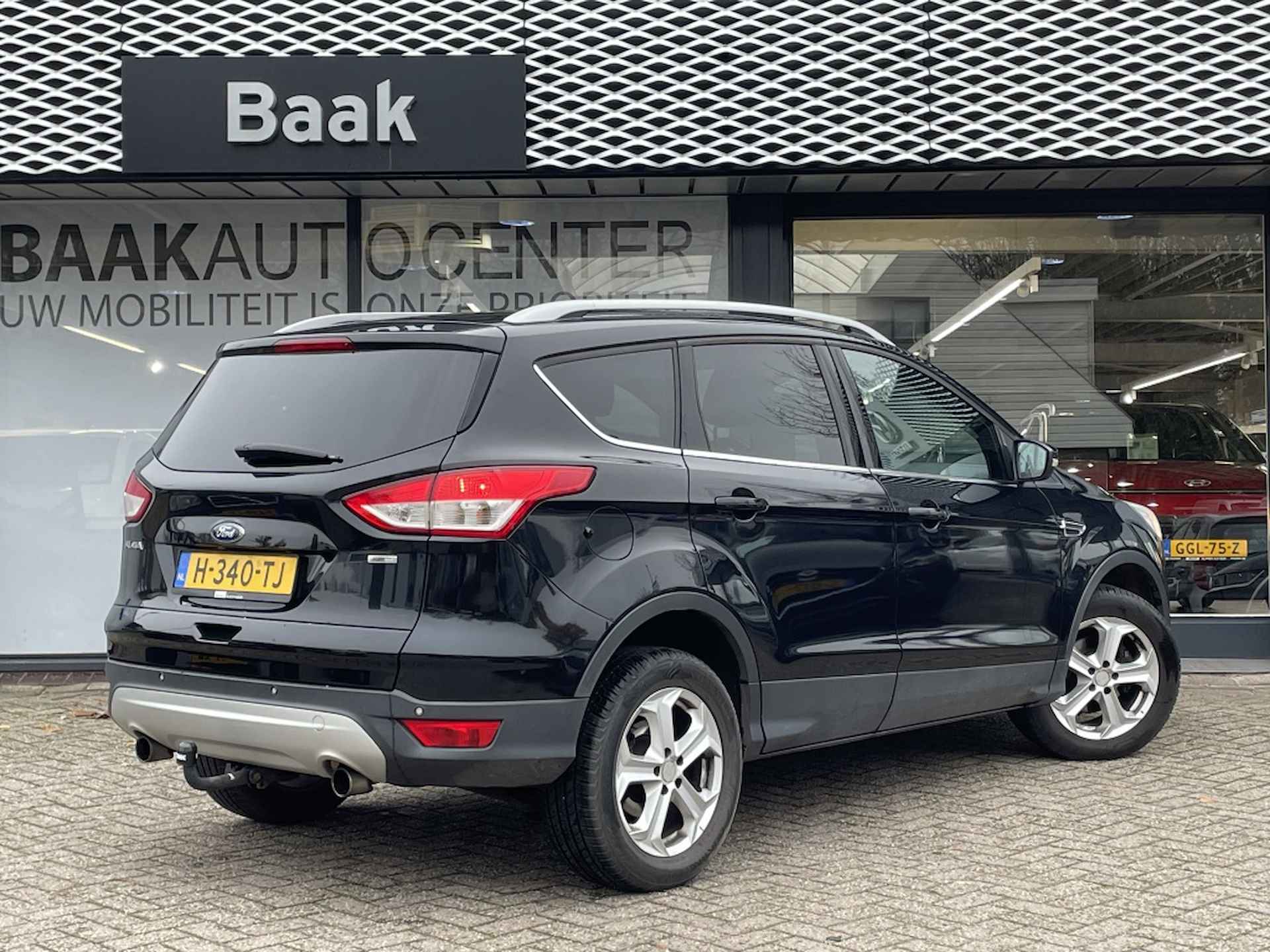 Ford Kuga  1.6 EcoBoost Trend | Trekhaak | Cruise Control | 150 PK - 3/25