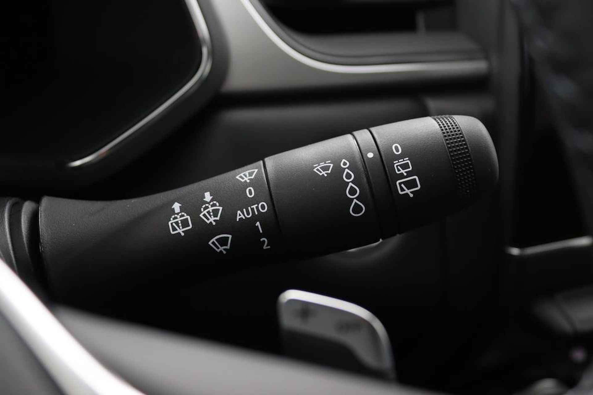 Renault Captur 1.3 Mild Hybrid 160 Techno | NIEUW! | Bose Audio | 360 Camera | Adaptieve Cruise Control | File Assist | Parelmoer Lak | Full Digital Screen | Sfeerverlichting | Climate Control | Parkeersensoren | NIEUW | Uit voorraad leverbaar | - 44/58