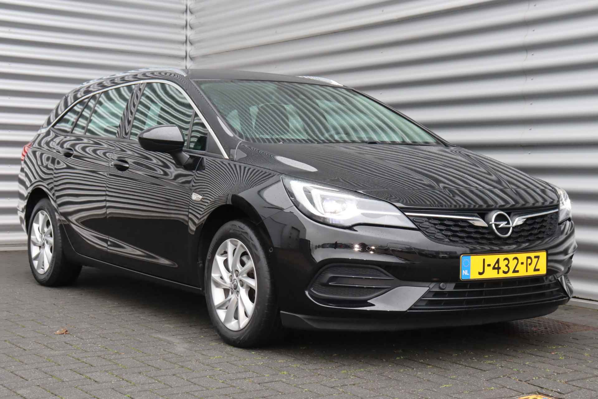 Opel Astra SPORTS TOURER 1.2 TURBO 130PK ELEGANCE+ / NAVI / LEDER / CLIMA / AGR / PDC / 16" LMV / CAMERA / KEYLESS / LED-MATRIX / FULL-OPTI - 4/43