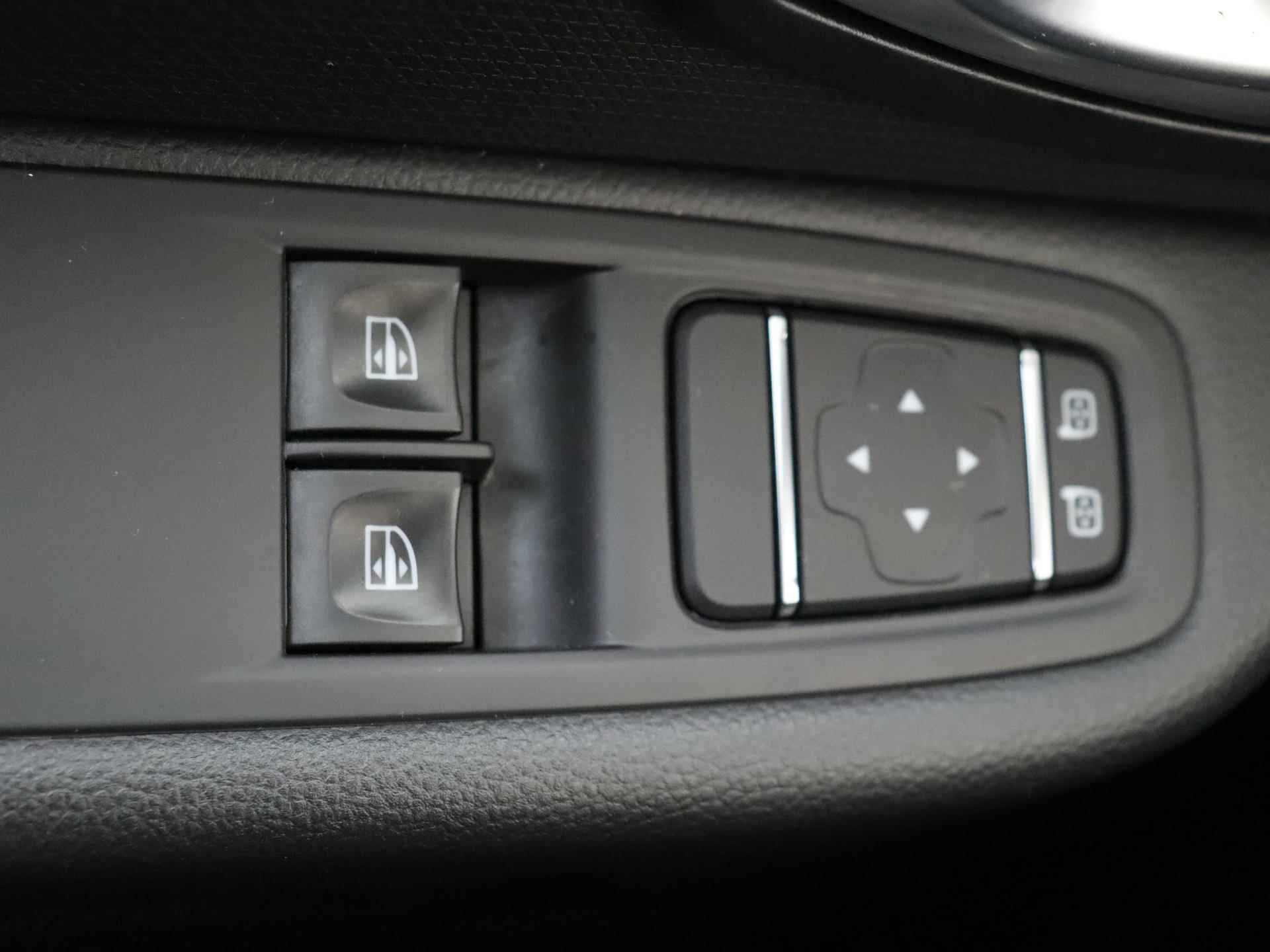 Renault Clio Estate TCe90 Life | Airco | Bluetooth | Cruise Control | - 26/28