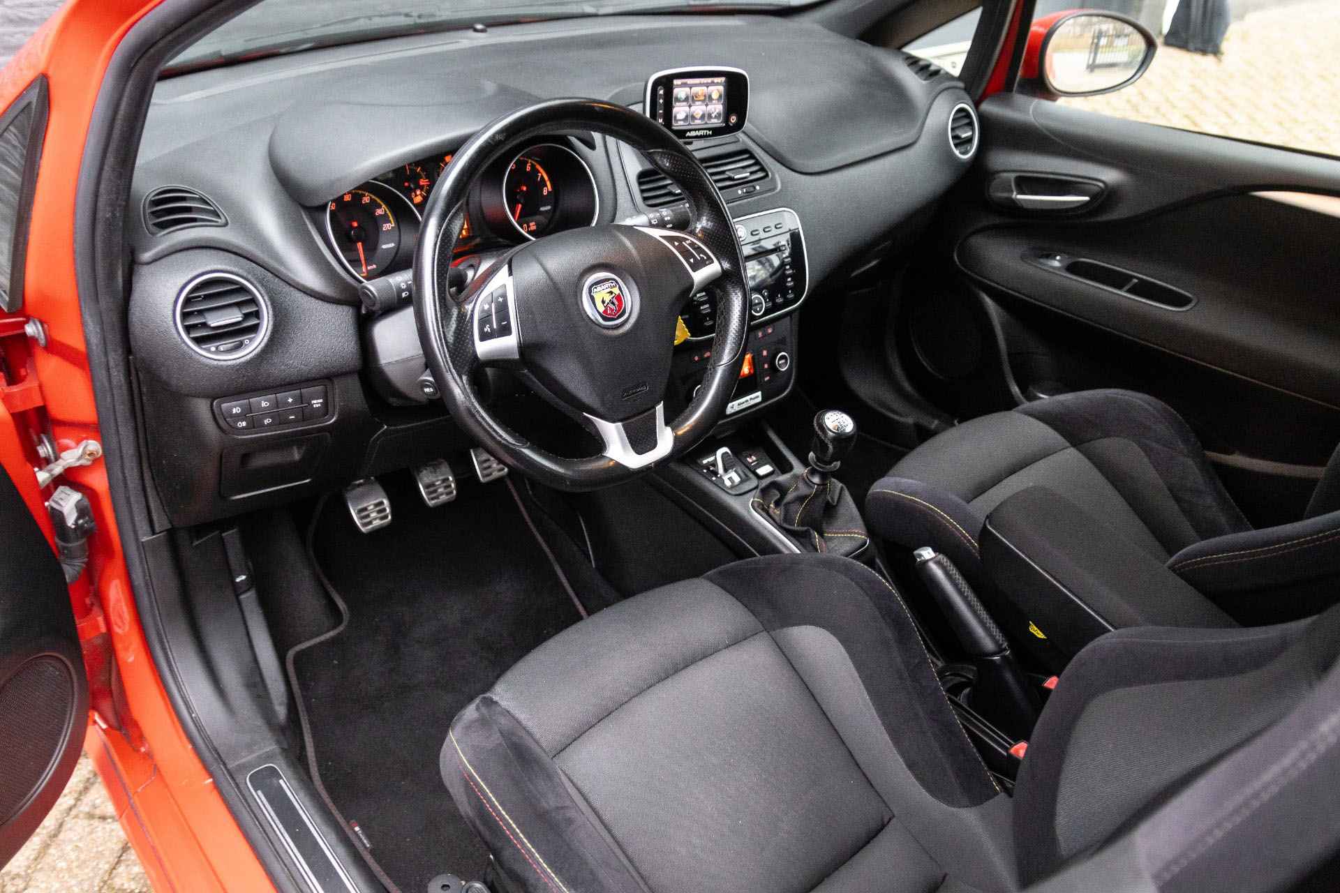 Fiat Punto Evo 1.4 Abarth Supersport | 1/68 Serie Limitata | 180 PK | Kuipstoelen | Trekhaak | Sportuitlaat - 4/32