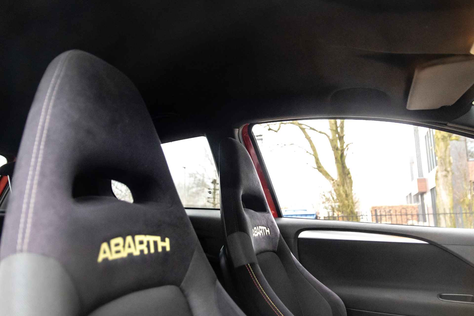 Fiat Punto Evo 1.4 Abarth Supersport | 1/68 Serie Limitata | 180 PK | Kuipstoelen | Trekhaak | Sportuitlaat - 25/32