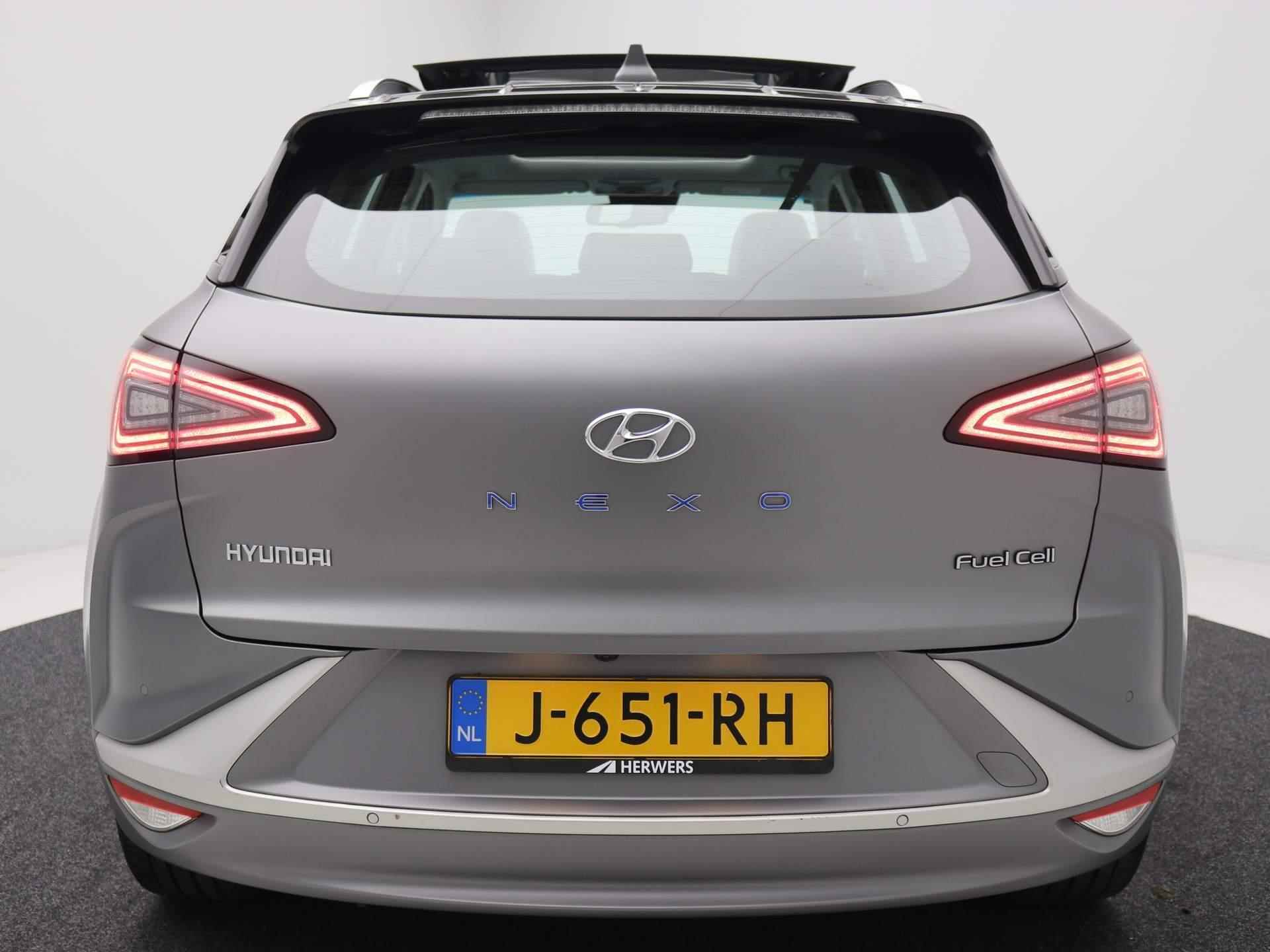 Hyundai NEXO FCEV Plus Pack Waterstof Automaat / GROOT GLAZEN SCHUIF-KANTELDAK / WATERSTOF / ADAPTIVE CRUISE CONTROL / FULL OPTION / LEDEREN BEKLEDING / STOELVERWARMING & STOELKOELING / APPLE CARPLAY & ANDROID AUTO / KEYLESS ENTRY / PARKEERSENSOREN RONDOM / - 23/102