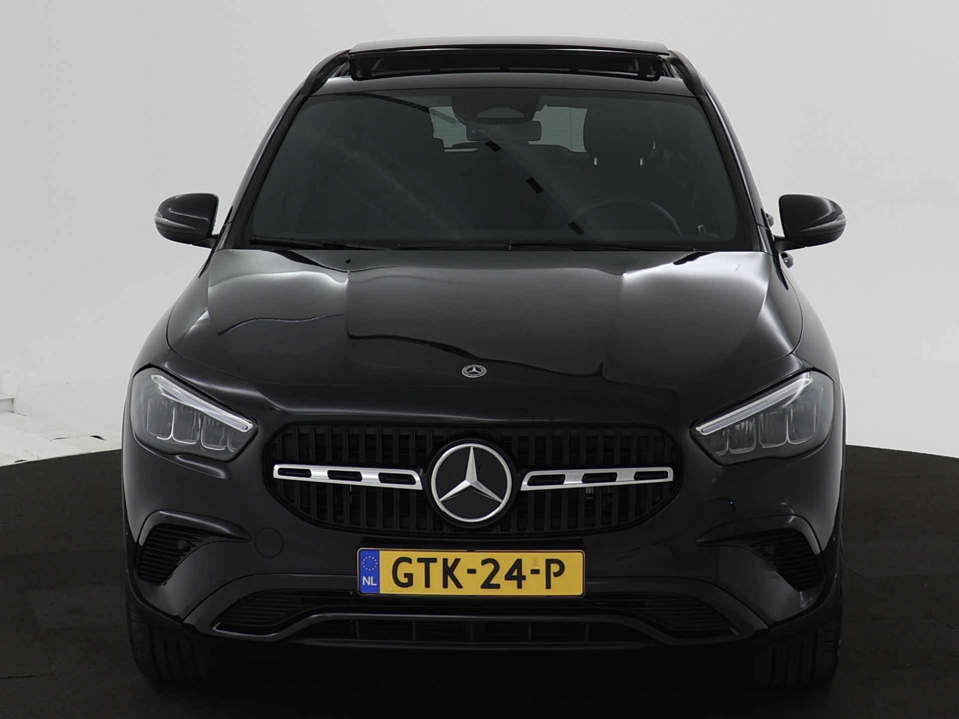 Mercedes-Benz GLA 250 e Face Lift Plug-In Hybride | Panoramadak | Trekhaak | Stuur-/Stoelverwarming | Night Pakket | 11kW Laden | Inclusief 24 maanden MB Certified garantie voor Europa. - 28/46