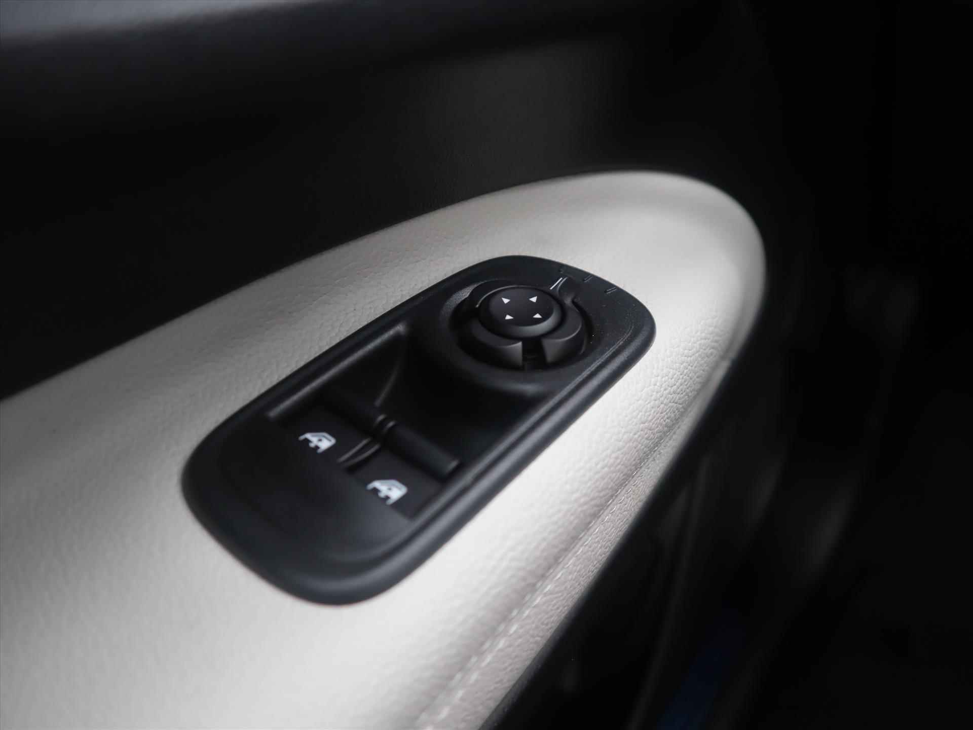 FIAT 500 42kWh 118PK Automaat La Prima NIEUW, Rijklaarprijs | Navigatie | Camera | Apple Carplay | Adaptieve Cruise Control - 27/75