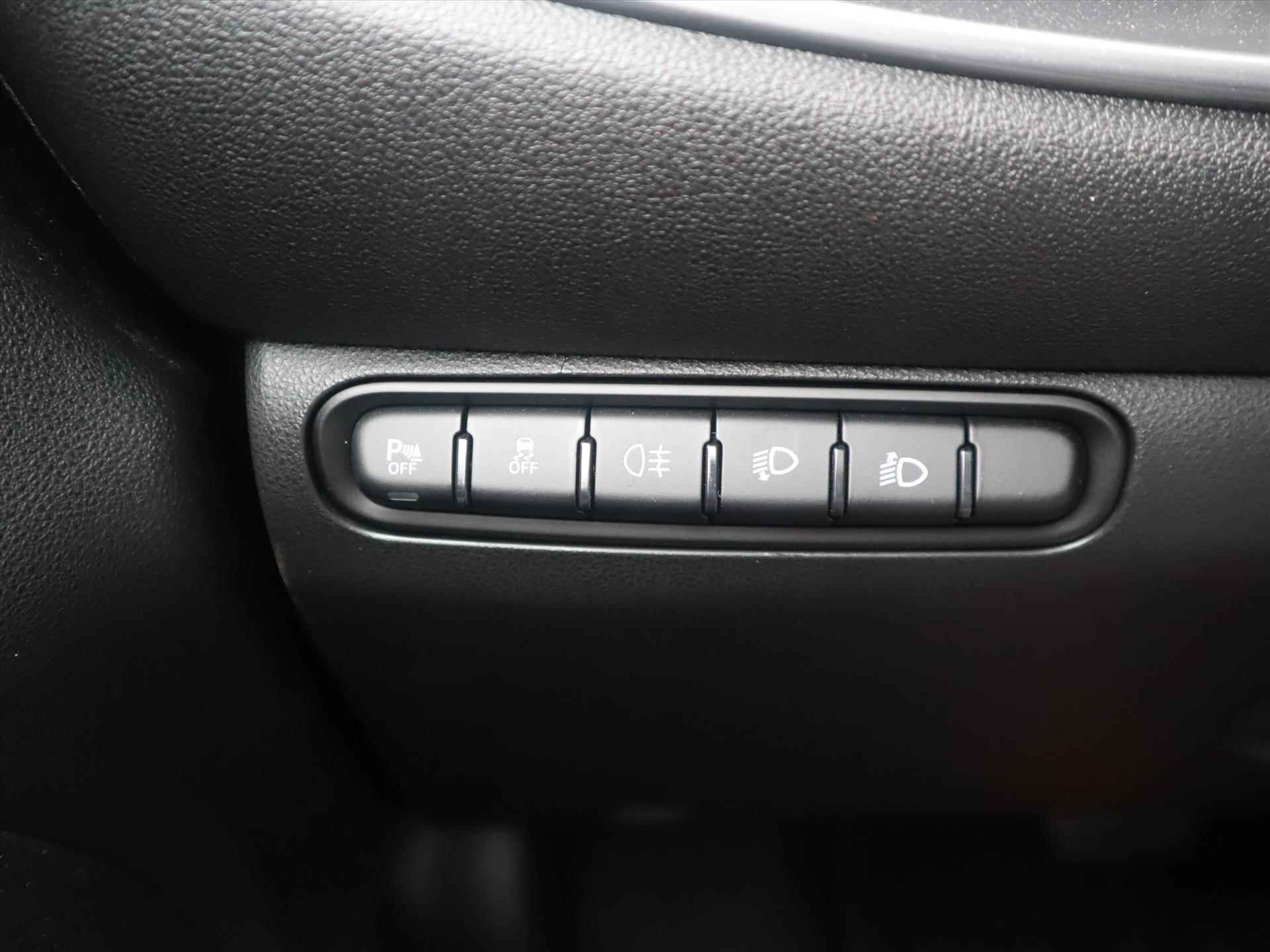 FIAT 500 42kWh 118PK Automaat La Prima NIEUW, Rijklaarprijs | Navigatie | Camera | Apple Carplay | Adaptieve Cruise Control - 29/75