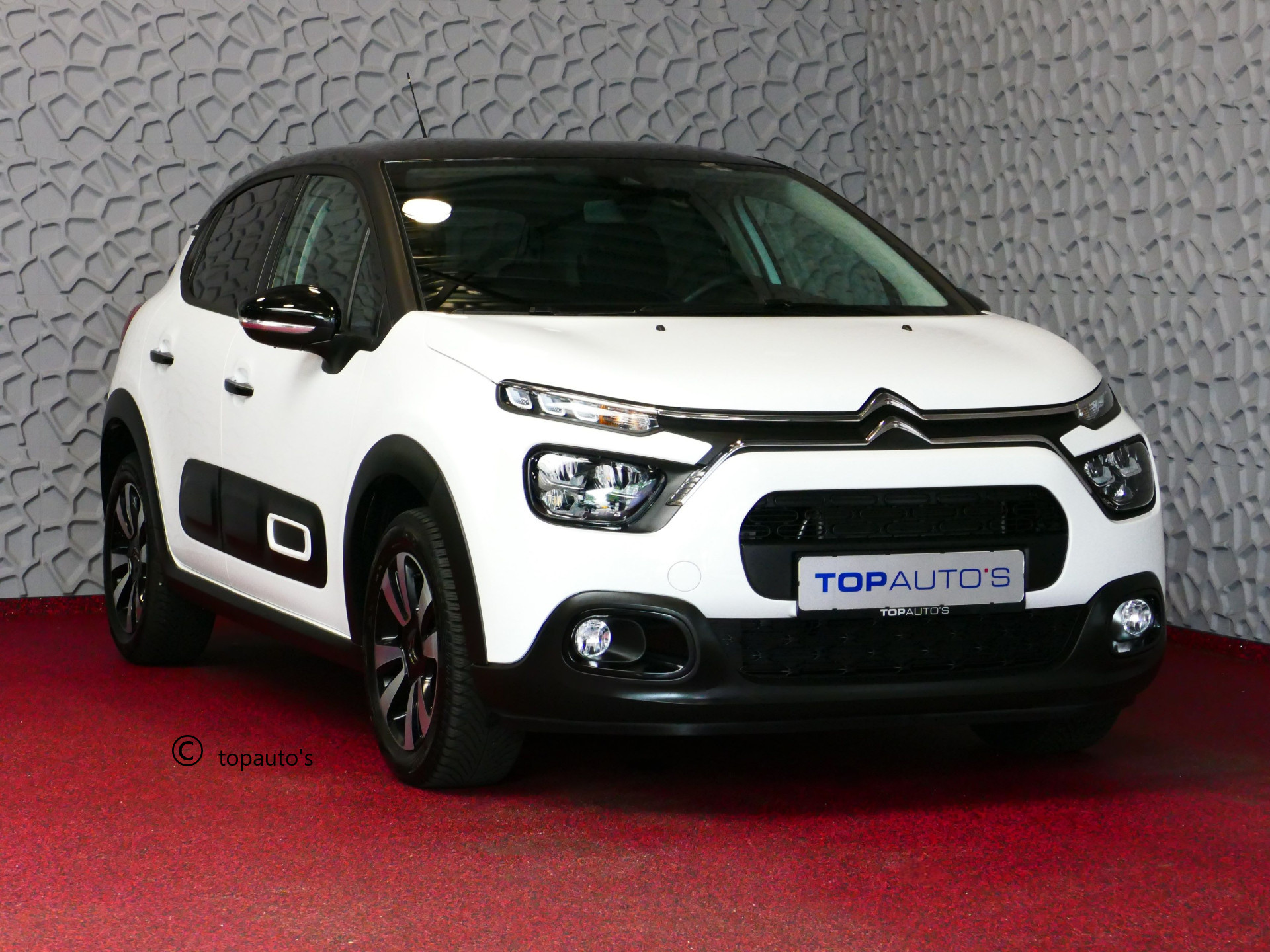 Citroën C3 1.2 SHINE 2TONE CARPLAY NAVI CLIMA CRUISE LED CAMERA LMV STOELVERW. 10/2023