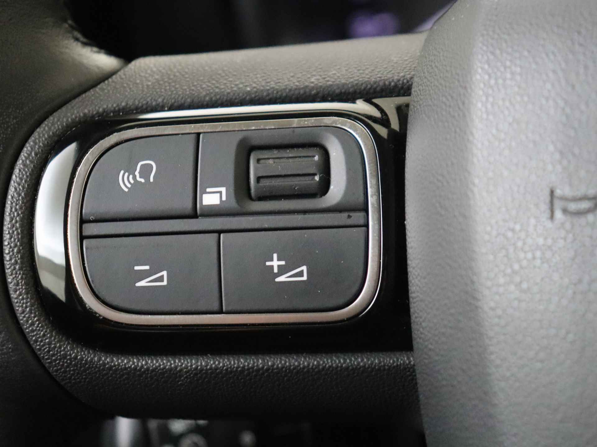 Citroën C3 Aircross 1.2 PureTech Feel Cruise Control | Navigatie | Regenen lichtsensor - 21/38