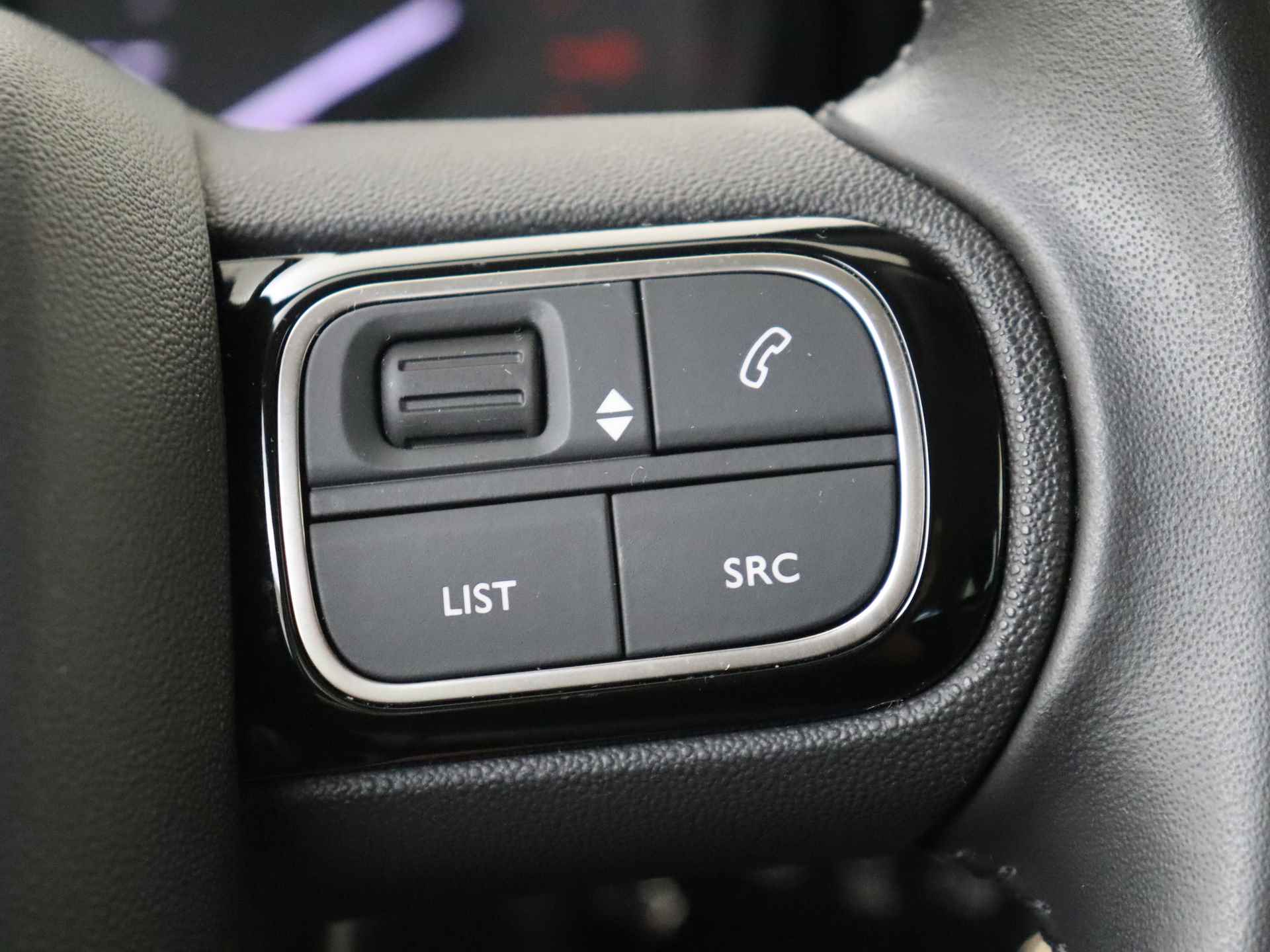 Citroën C3 Aircross 1.2 PureTech Feel Cruise Control | Navigatie | Regenen lichtsensor - 22/38