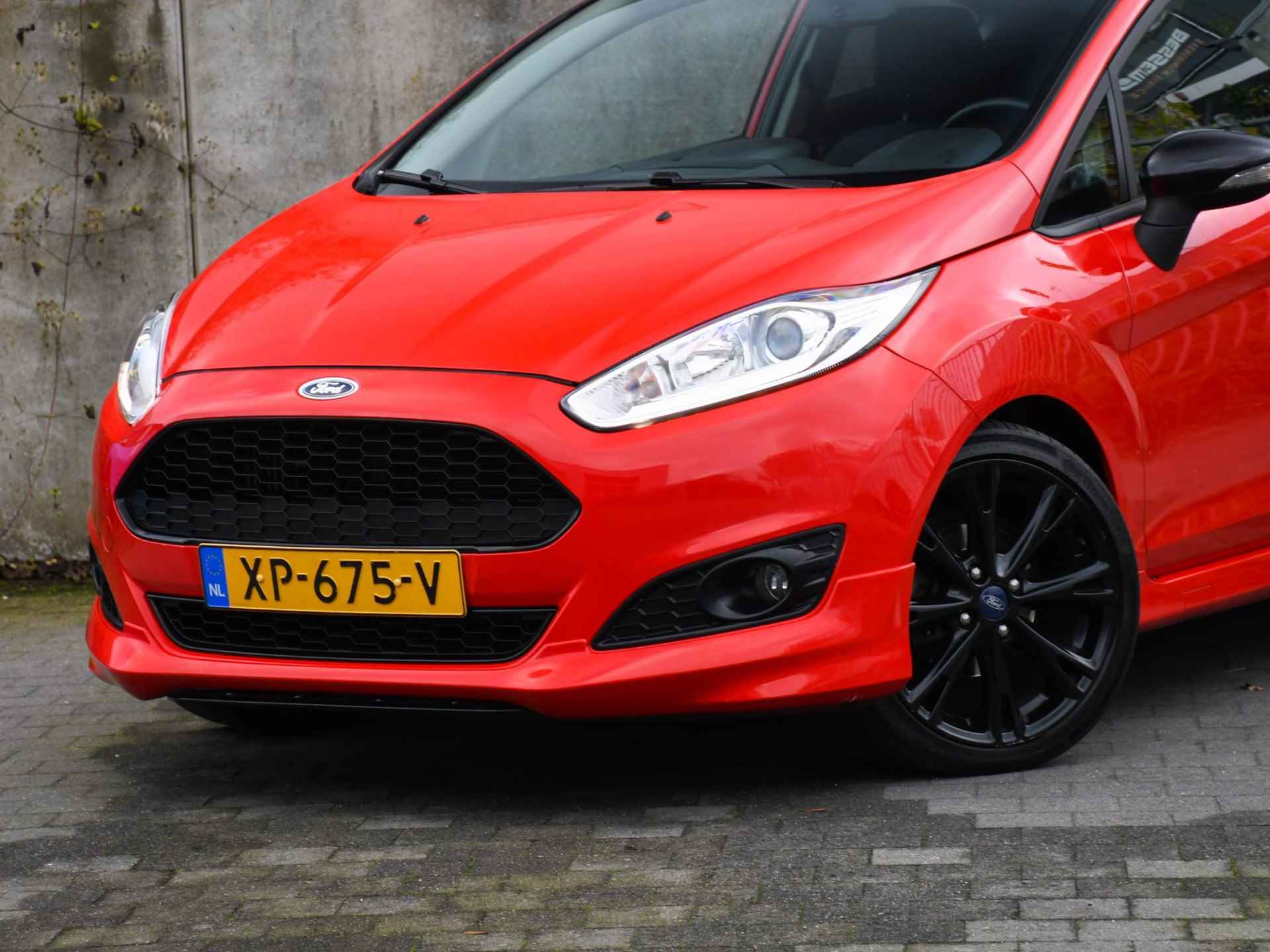 Ford Fiesta Red Edition 1.0 EcoBoost 140pk PDC ACHTER | QUICK CLEAR | 17''LM | NAVI | AIRCO | LED DAGRIJVERL. - 2/34