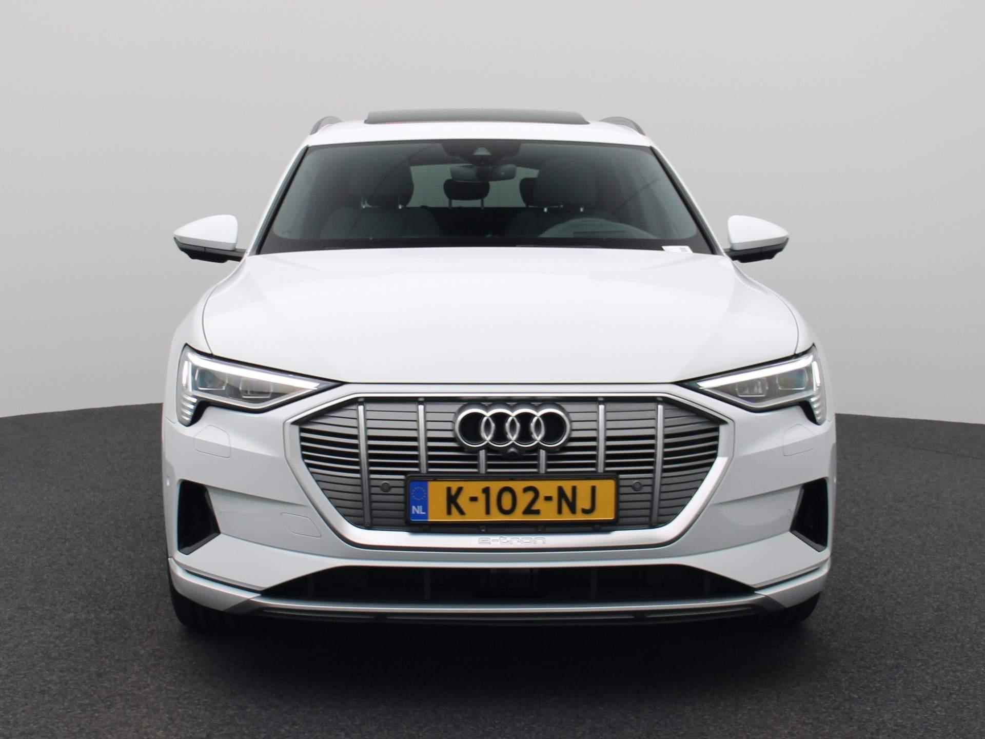Audi e-tron e-tron 55 quattro advanced Pro Line Plus 95 kWh | Leder | LED Matrix | Bang&Olufsen | Head up display | Navigatie | Memory seats | Lichtmetalen velgen | Panoramadak |  Cruise control | 360 Camera | Parkeersensoren | Elektrische Kofferklep | - 3/53