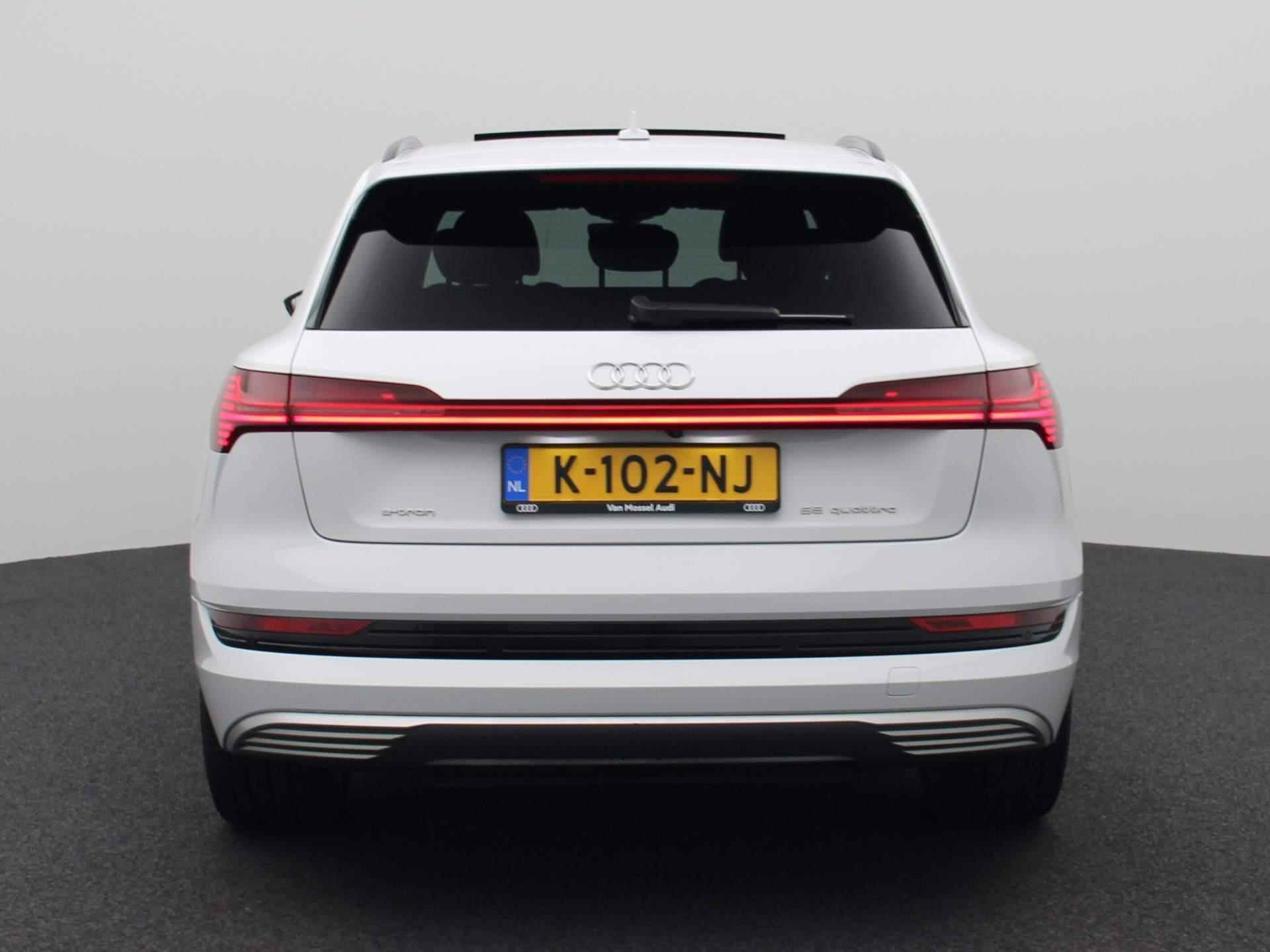 Audi e-tron e-tron 55 quattro advanced Pro Line Plus 95 kWh | Leder | LED Matrix | Bang&Olufsen | Head up display | Navigatie | Memory seats | Lichtmetalen velgen | Panoramadak |  Cruise control | 360 Camera | Parkeersensoren | Elektrische Kofferklep | - 5/53