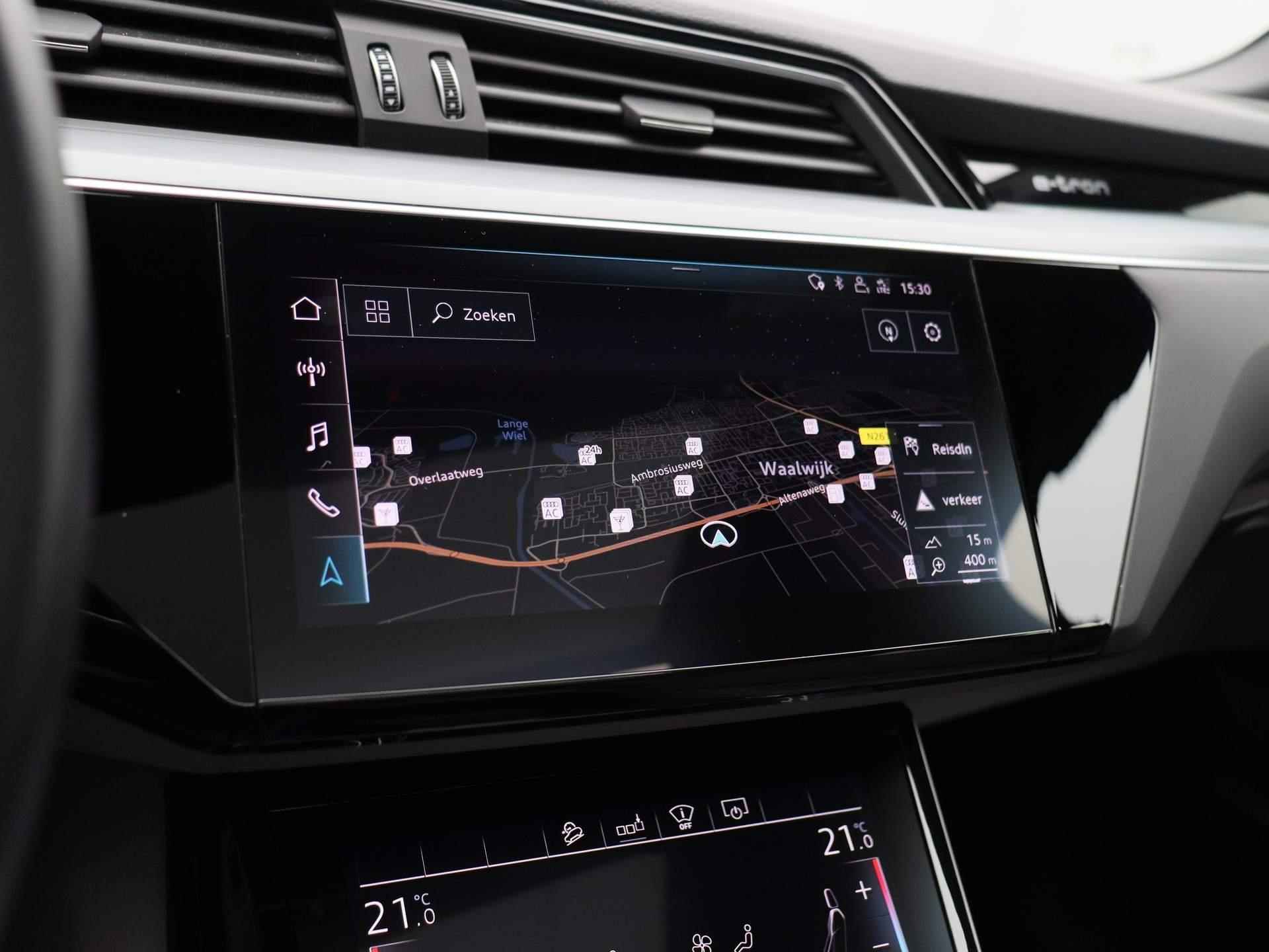 Audi e-tron e-tron 55 quattro advanced Pro Line Plus 95 kWh | Leder | LED Matrix | Bang&Olufsen | Head up display | Navigatie | Memory seats | Lichtmetalen velgen | Panoramadak |  Cruise control | 360 Camera | Parkeersensoren | Elektrische Kofferklep | - 19/53