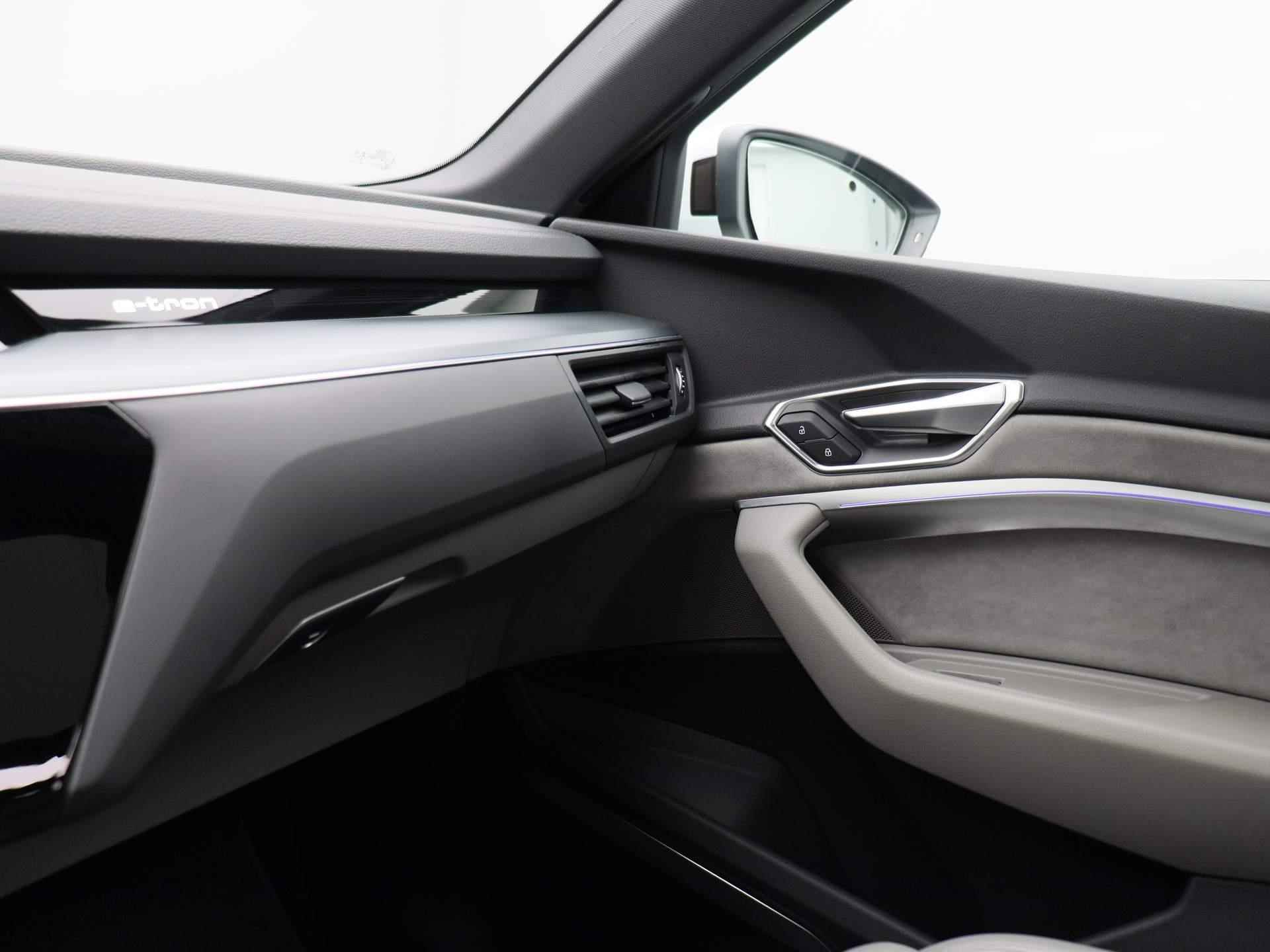 Audi e-tron e-tron 55 quattro advanced Pro Line Plus 95 kWh | Leder | LED Matrix | Bang&Olufsen | Head up display | Navigatie | Memory seats | Lichtmetalen velgen | Panoramadak |  Cruise control | 360 Camera | Parkeersensoren | Elektrische Kofferklep | - 31/53