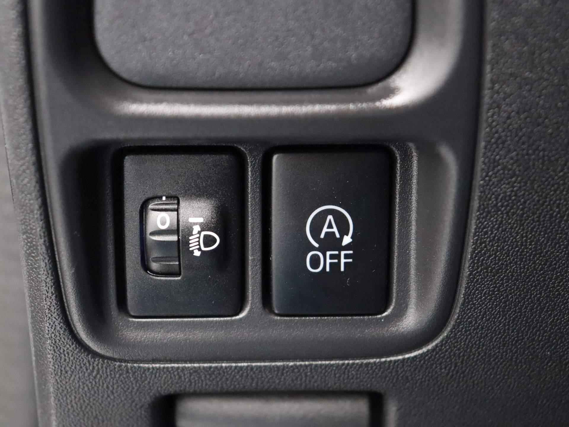 Toyota Aygo 1.0 VVT-i x-fun | Licht metalen velgen | Airco | Cruise control | Bluetooth | Elektrische ramen | - 17/35