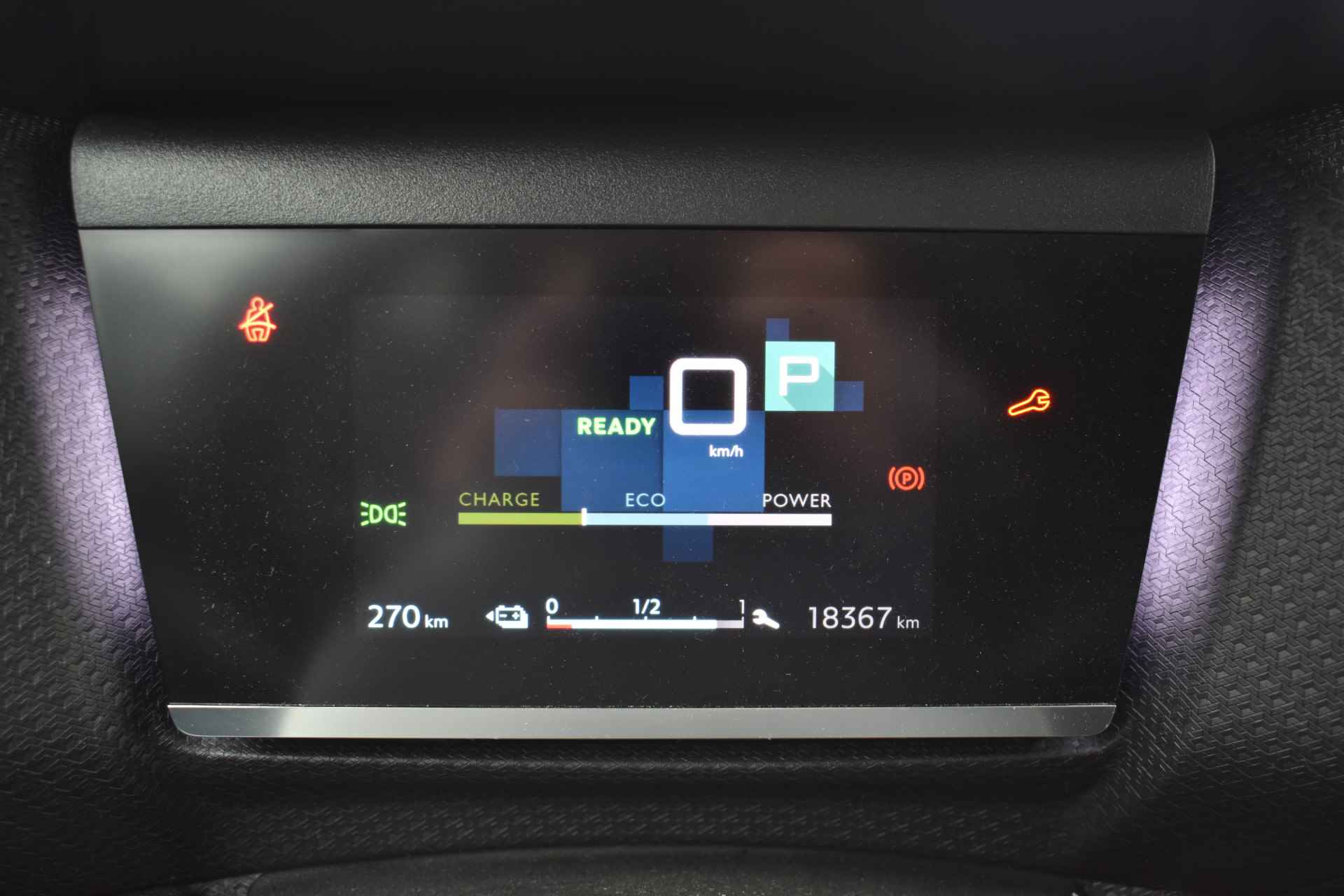 Citroën Ë-C4 Shine 50 kWh Panorama dak | Navi | Airco | Leder | Stuur/Stoelverwarming | - 11/31