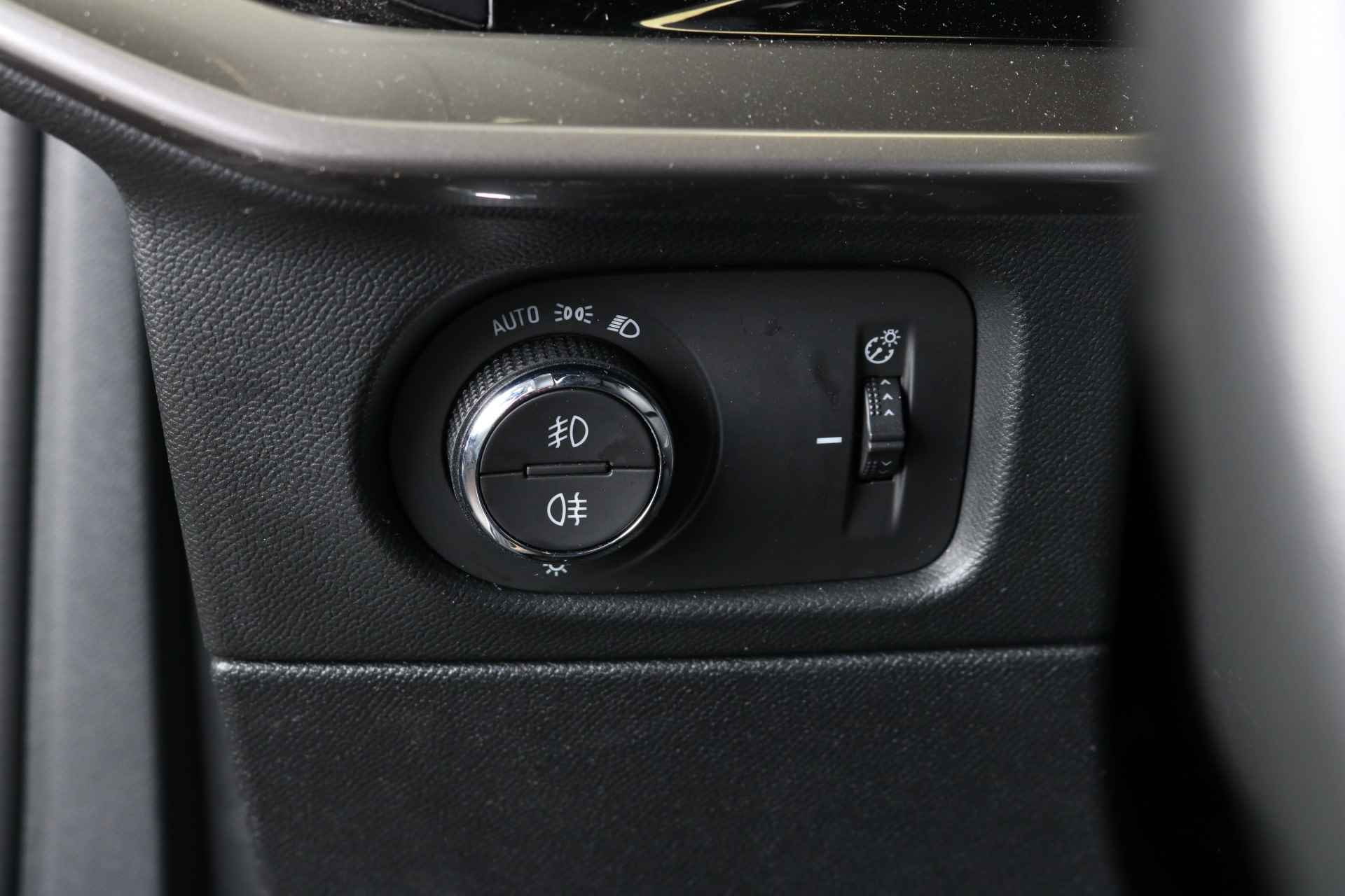 Opel Mokka 1.2 Turbo Ultimate 130 Automaat | Navi | Camera | Verwarmde voorstoelen | Leder Alcantara | Keyless entry | DAB | Cruise control adaptief | - 25/51