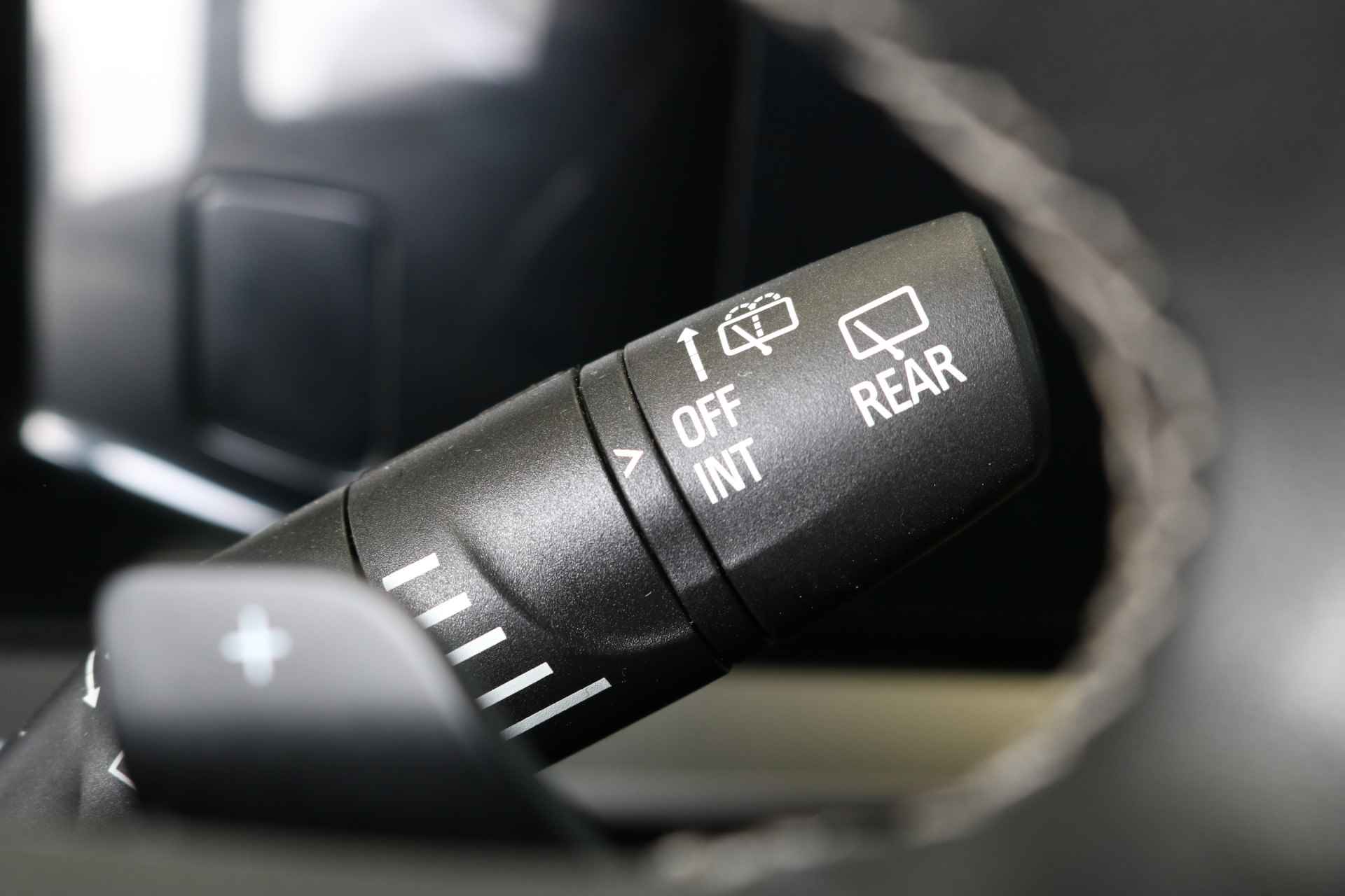 Opel Mokka 1.2 Turbo Ultimate 130 Automaat | Navi | Camera | Verwarmde voorstoelen | Leder Alcantara | Keyless entry | DAB | Cruise control adaptief | - 31/51