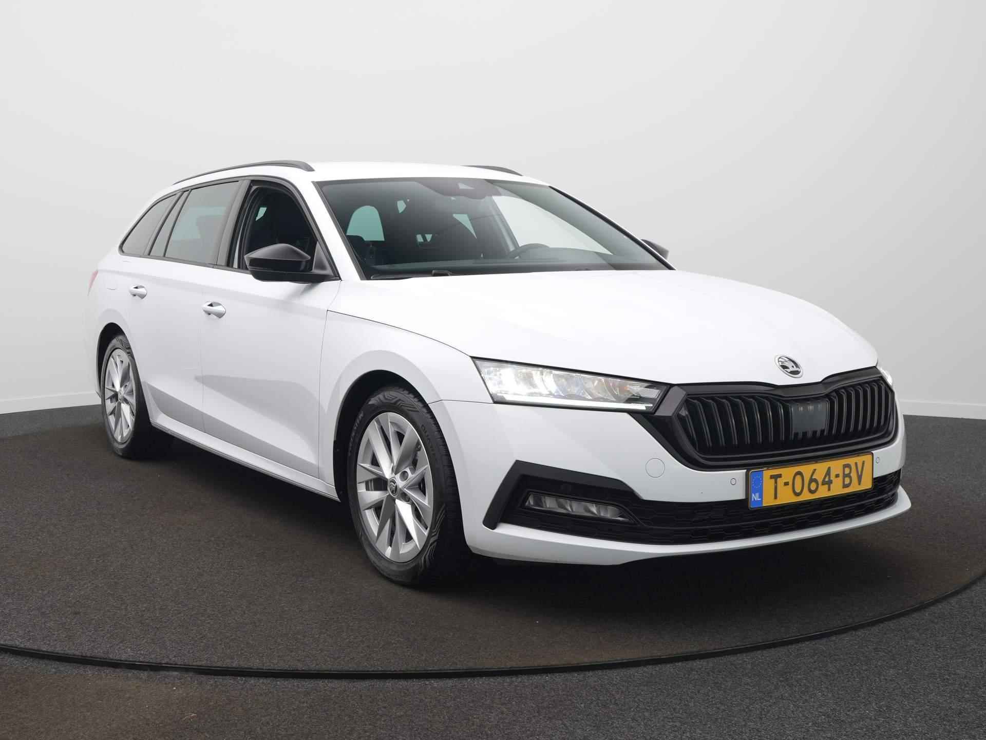 Skoda Octavia Combi 1.0 e-TSI Sport Business DSG / Stoelverwarming / Elek. Trekhaak / Navigatie - 3/54