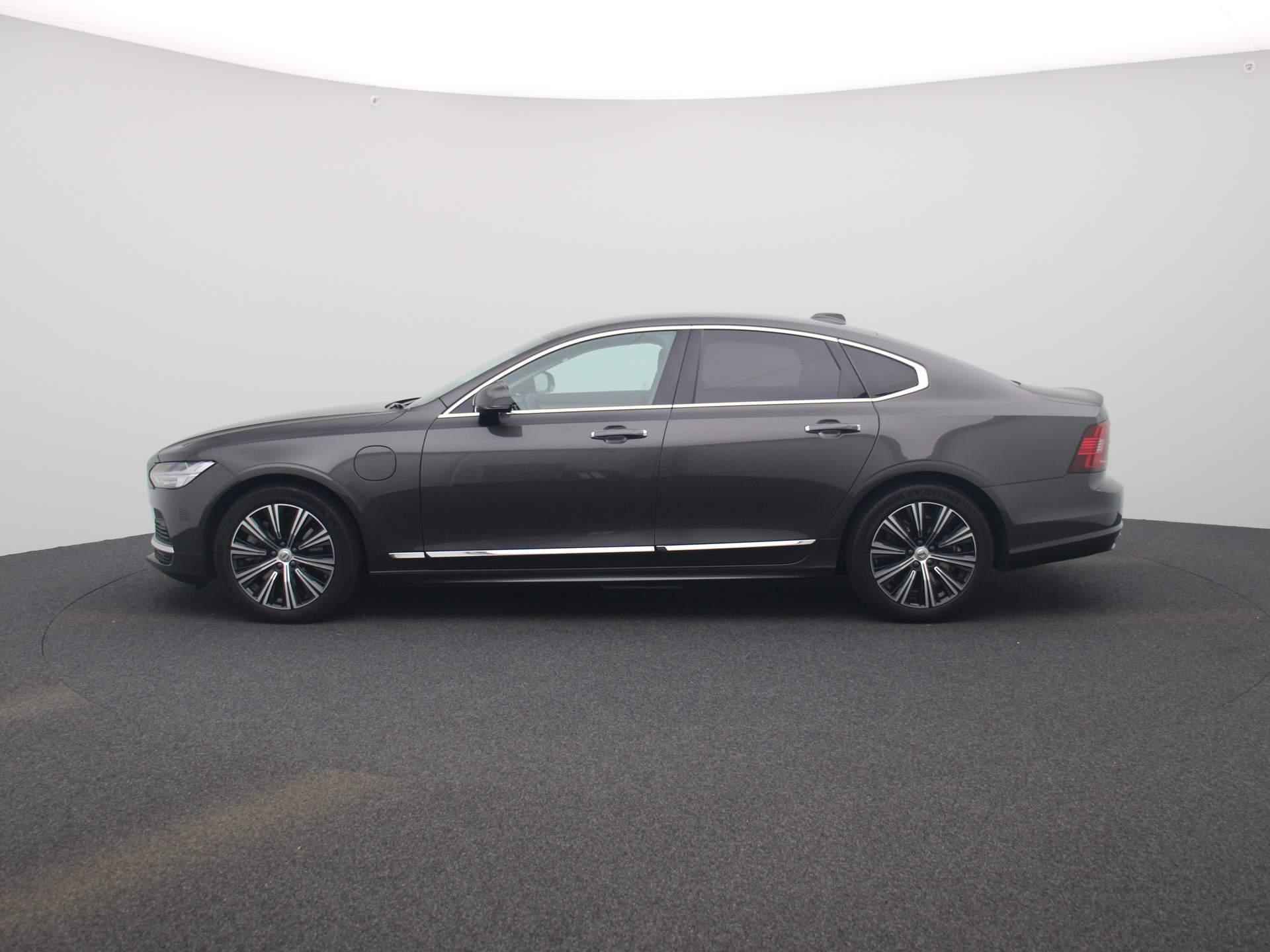 Volvo S90 2.0 T8 AWD Inscription | Leder Interieur | Navigatie | Camera | Memory Seats | Stuur + Stoelverwarming | Stoelverkoeling | Climate-Control | Elektrische Achterklep | - 4/42