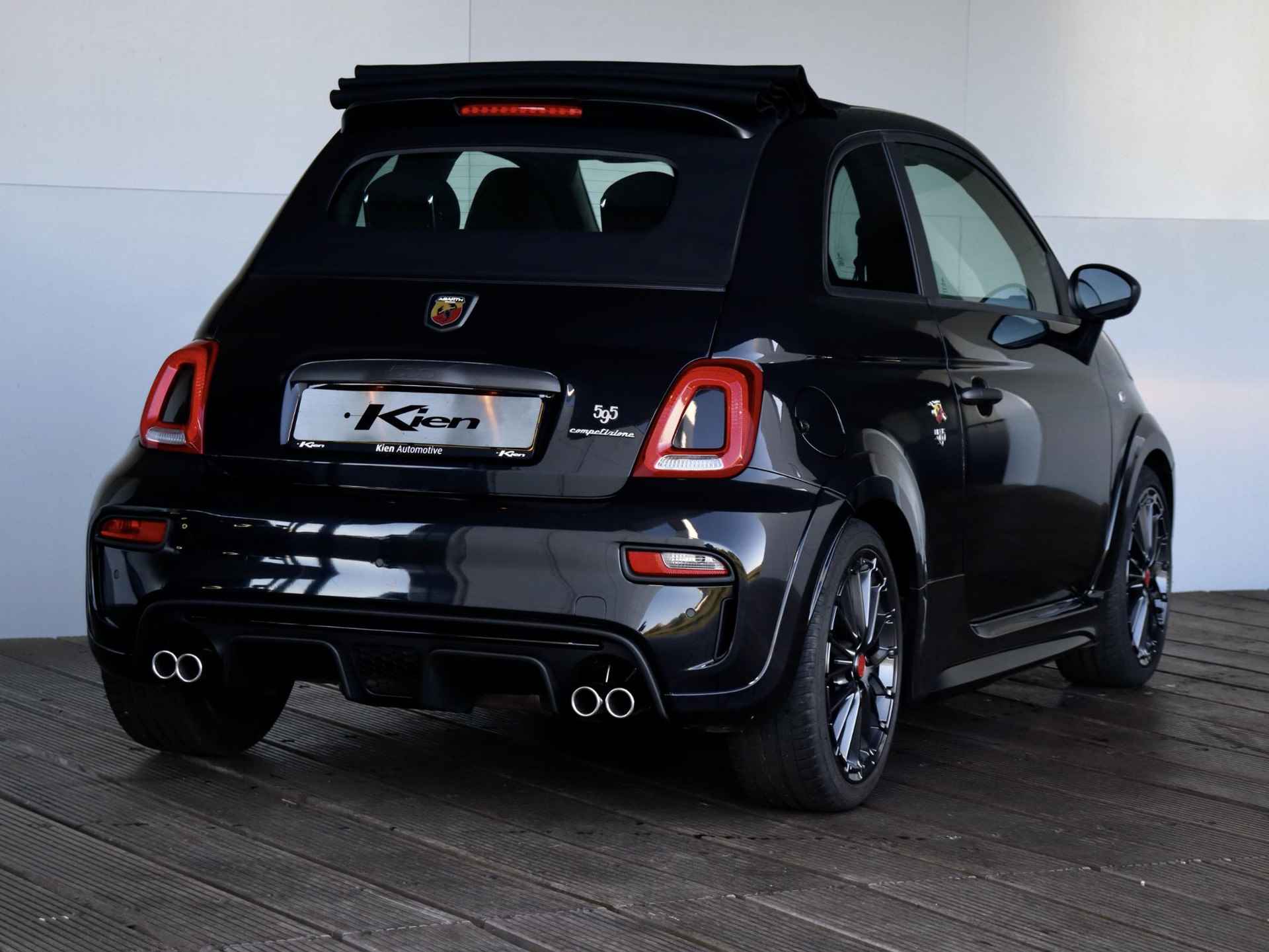 Abarth 595C 1.4 T-Jet competizione | Sabelt Stoelen | Navi | 17 INCH - 7/32