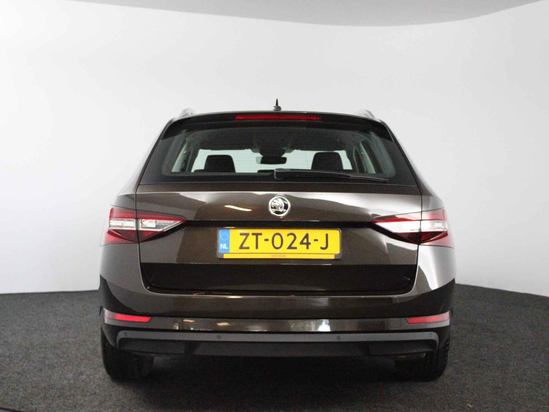 Skoda Superb Combi 1.5 TSI DSG Business Edition | Navigatie | Clima | Led | - 5/53