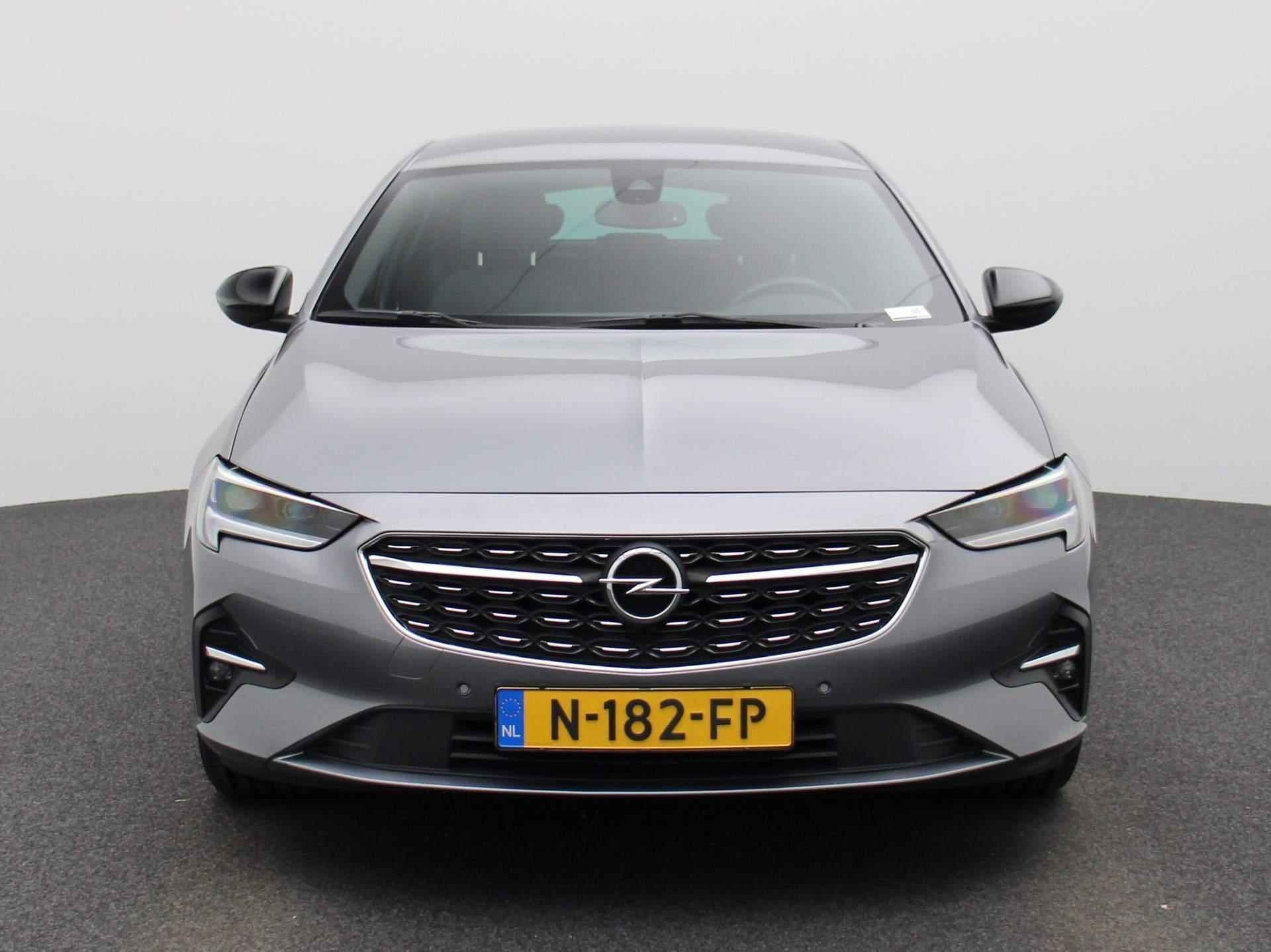 Opel Insignia Grand Sport 2.0 Turbo Business Elegance | 200 PK | Dodehoekdetectie | Camera | DAB | Keyless | Half-Leder | Stoel + Stuurverwarming | Apple Carplay / Android Auto | - 3/42