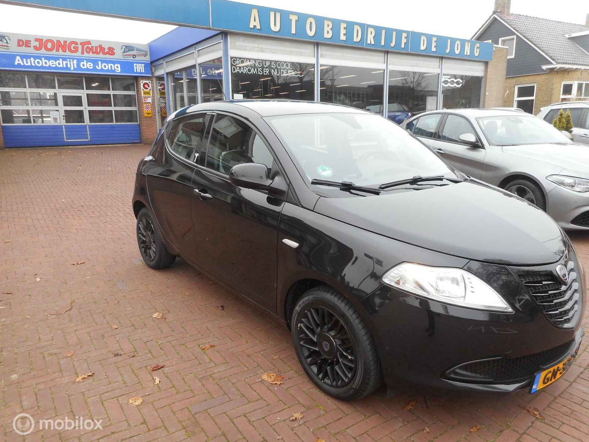 Lancia Ypsilon TwinAir Turbo 80 Elefantino Plus - 1/31