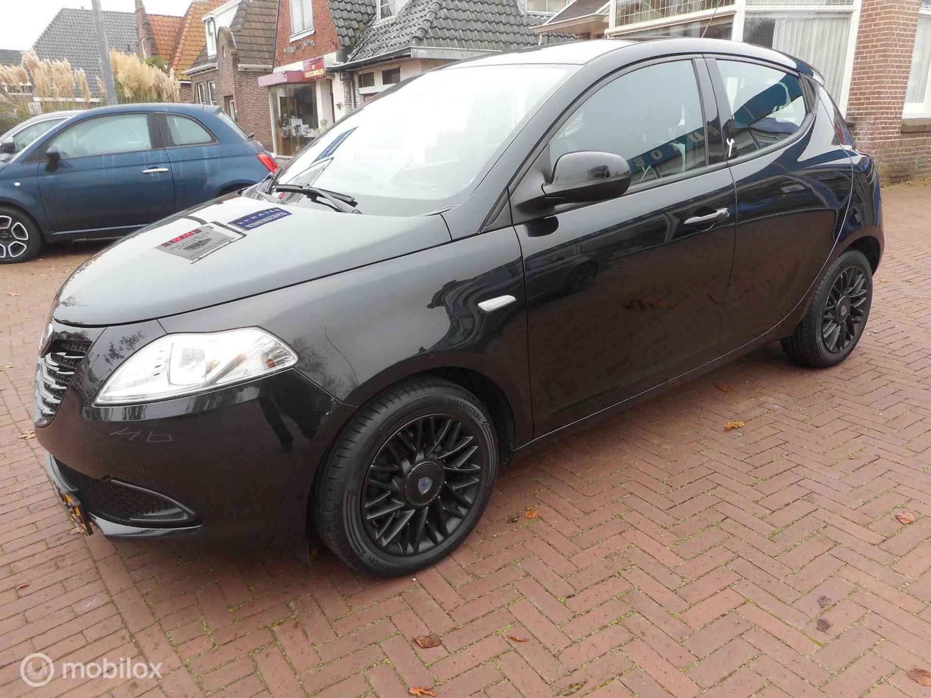 Lancia Ypsilon TwinAir Turbo 80 Elefantino Plus - 3/31