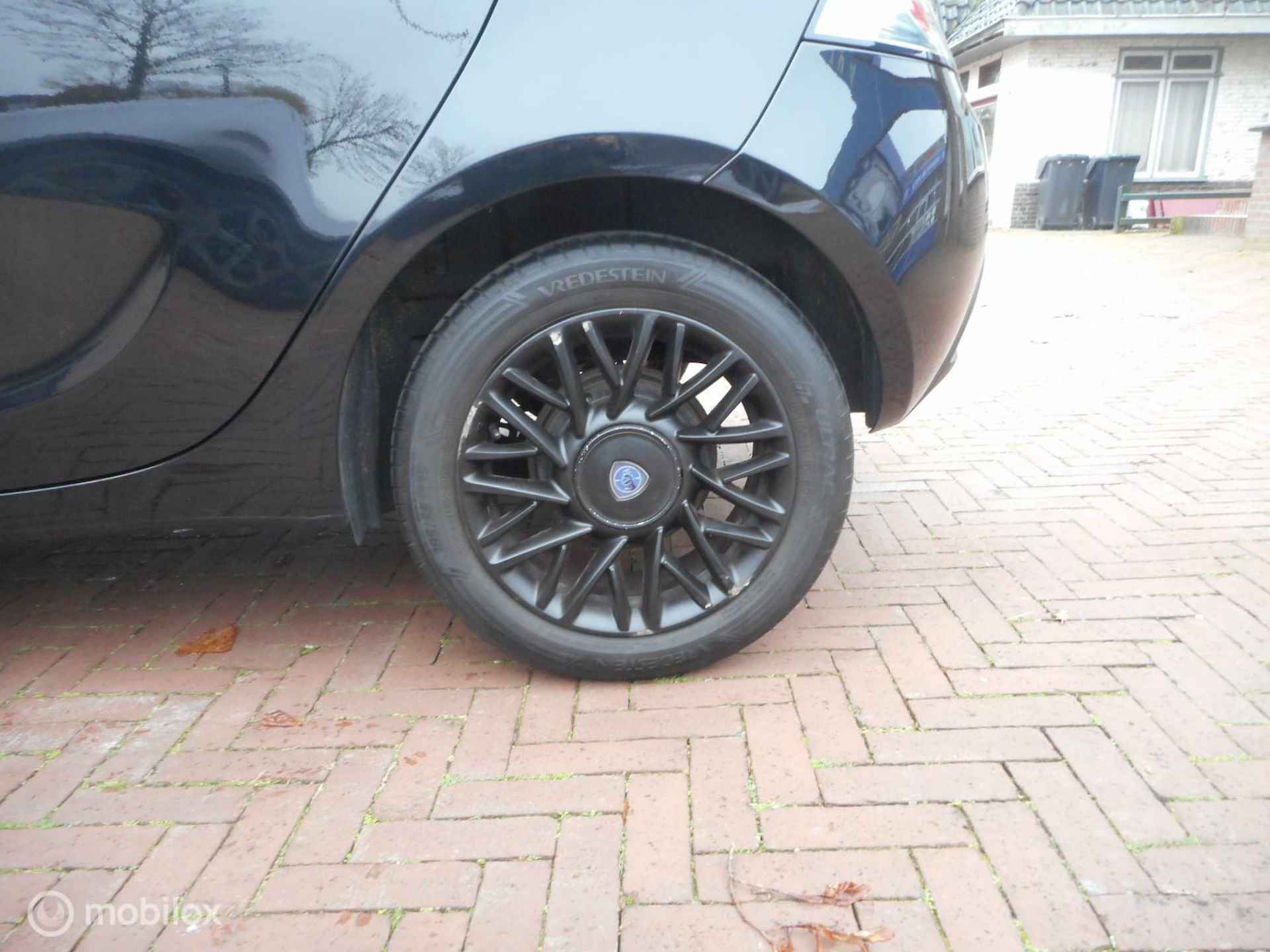 Lancia Ypsilon TwinAir Turbo 80 Elefantino Plus - 12/31