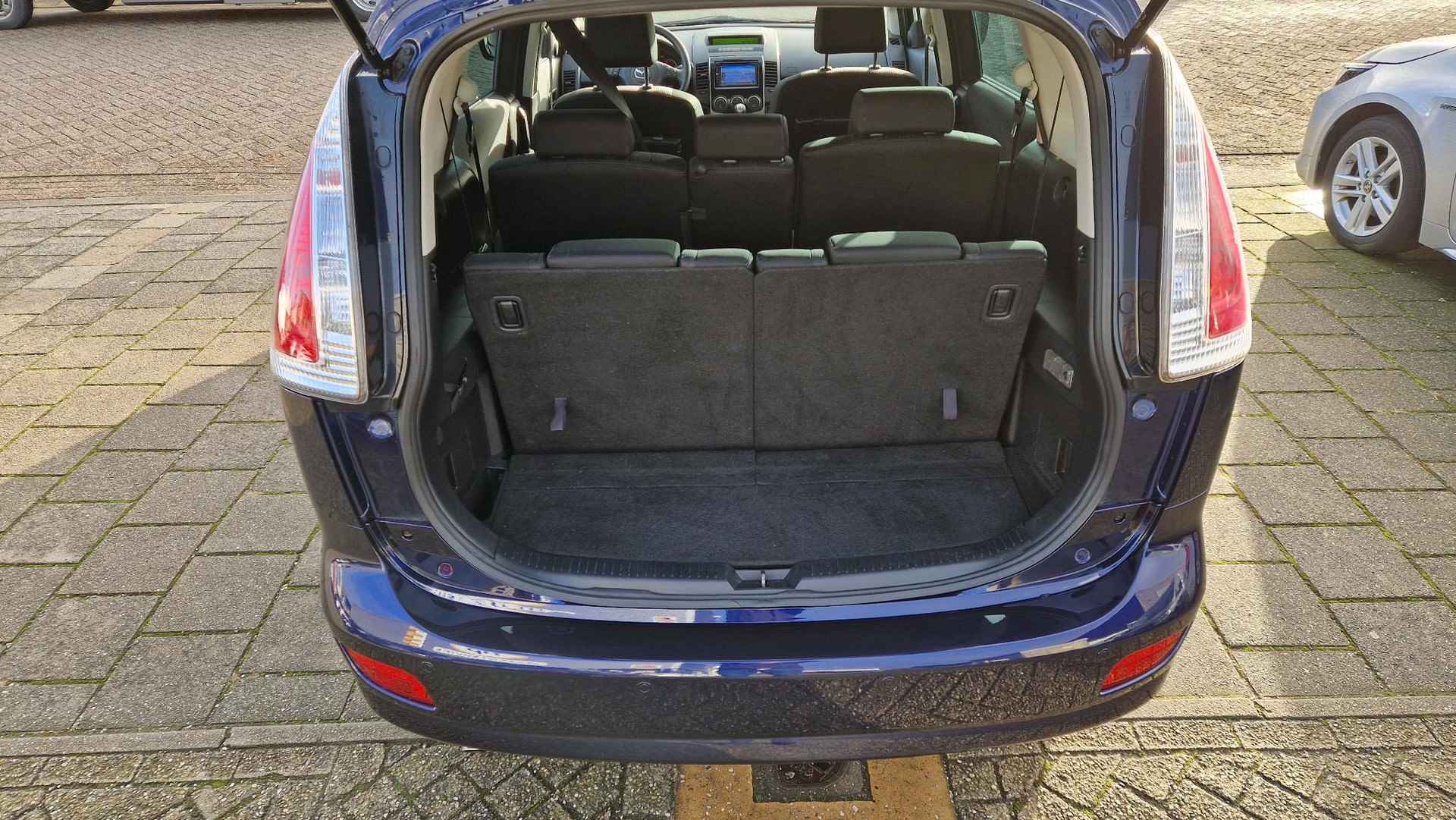 Mazda 5 2.0 Executive Automaat !! - 15/33